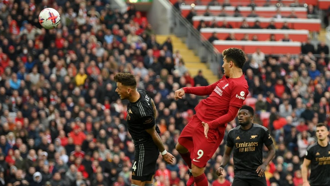 Arsenal Geeft Voorsprong Laat Weg Bij Liverpool Spanning In