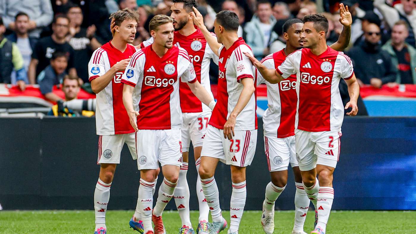 Terugkeer Bij Ajax Nadrukkelijk Afgeraden: 'Dat Zou Ik Niet Doen Als Ik Hem Was Terugkeer Bij Ajax Nadrukkelijk Afgeraden: 'Dat Zou Ik Niet Doen Als Ik Hem Was