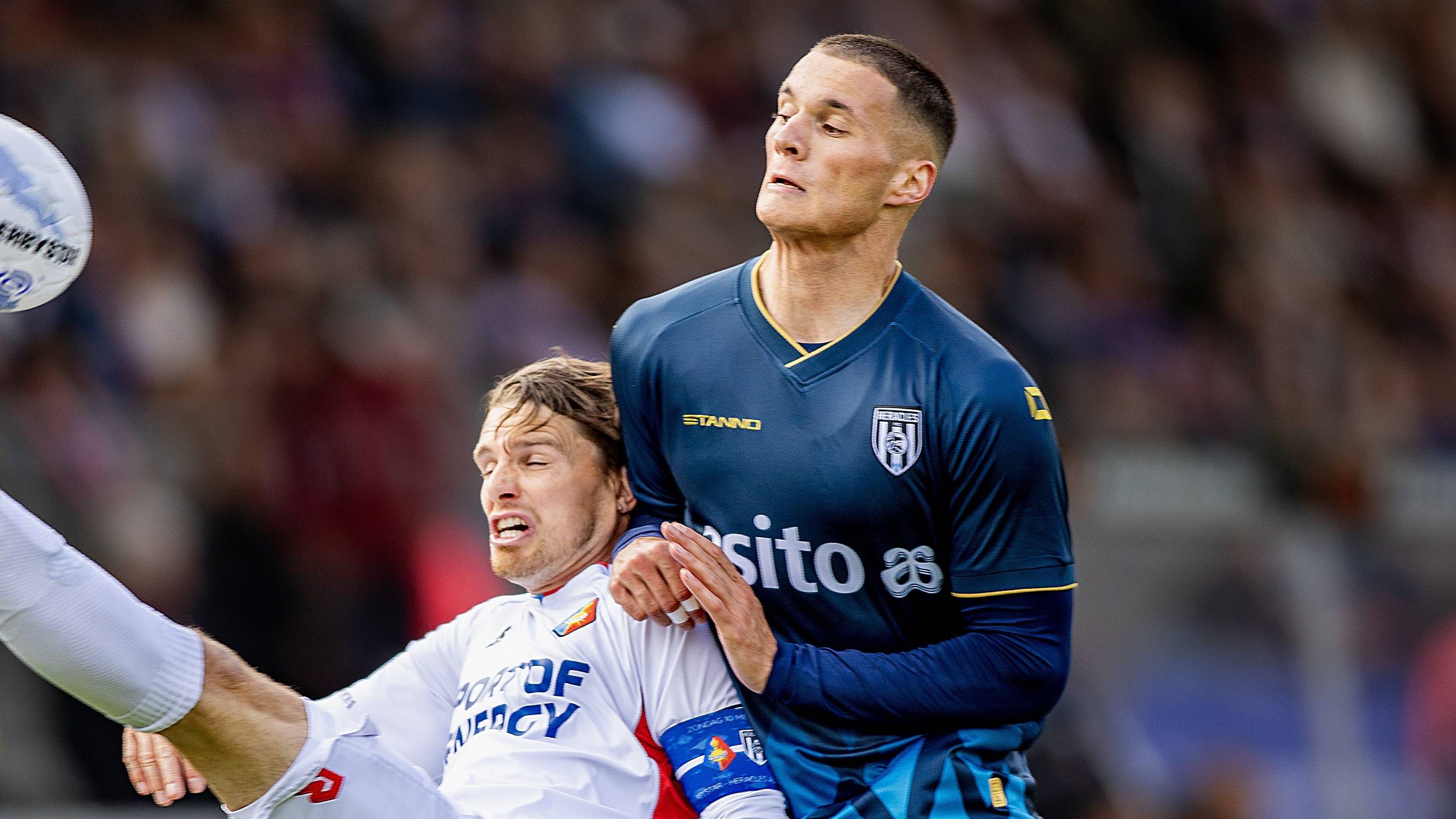 Telstar wint ruim en wendt rechtstreekse degradatie af