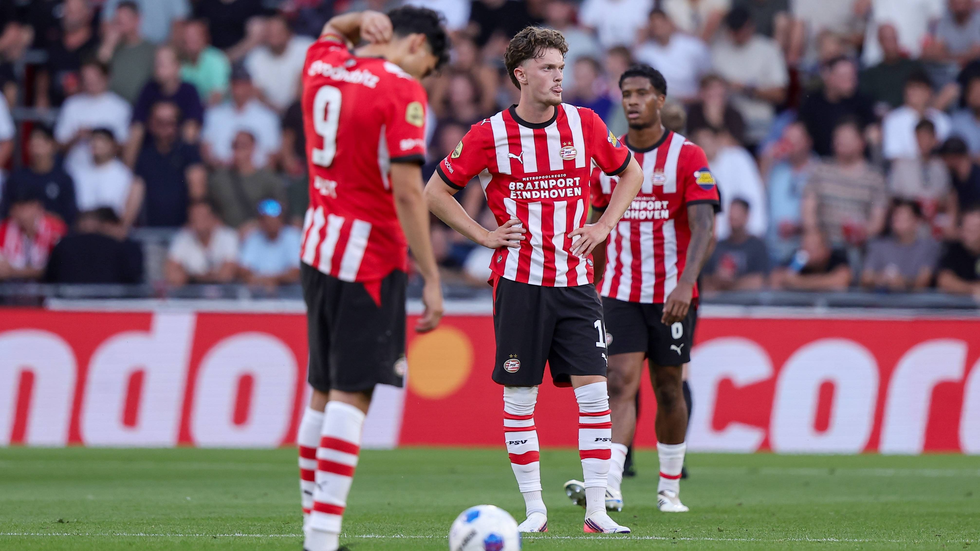 PSV geeft het in blessuretijd weg en blameert zich tegen Fortuna Sittard
