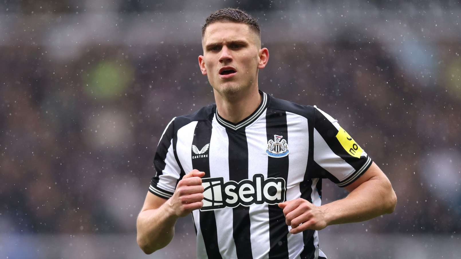 Sven Botman Trở Lại - Gia Cố Sức Mạnh Hàng Phòng Ngự Newcastle United Sven Botman Trở Lại - Gia Cố Sức Mạnh Hàng Phòng Ngự Newcastle United