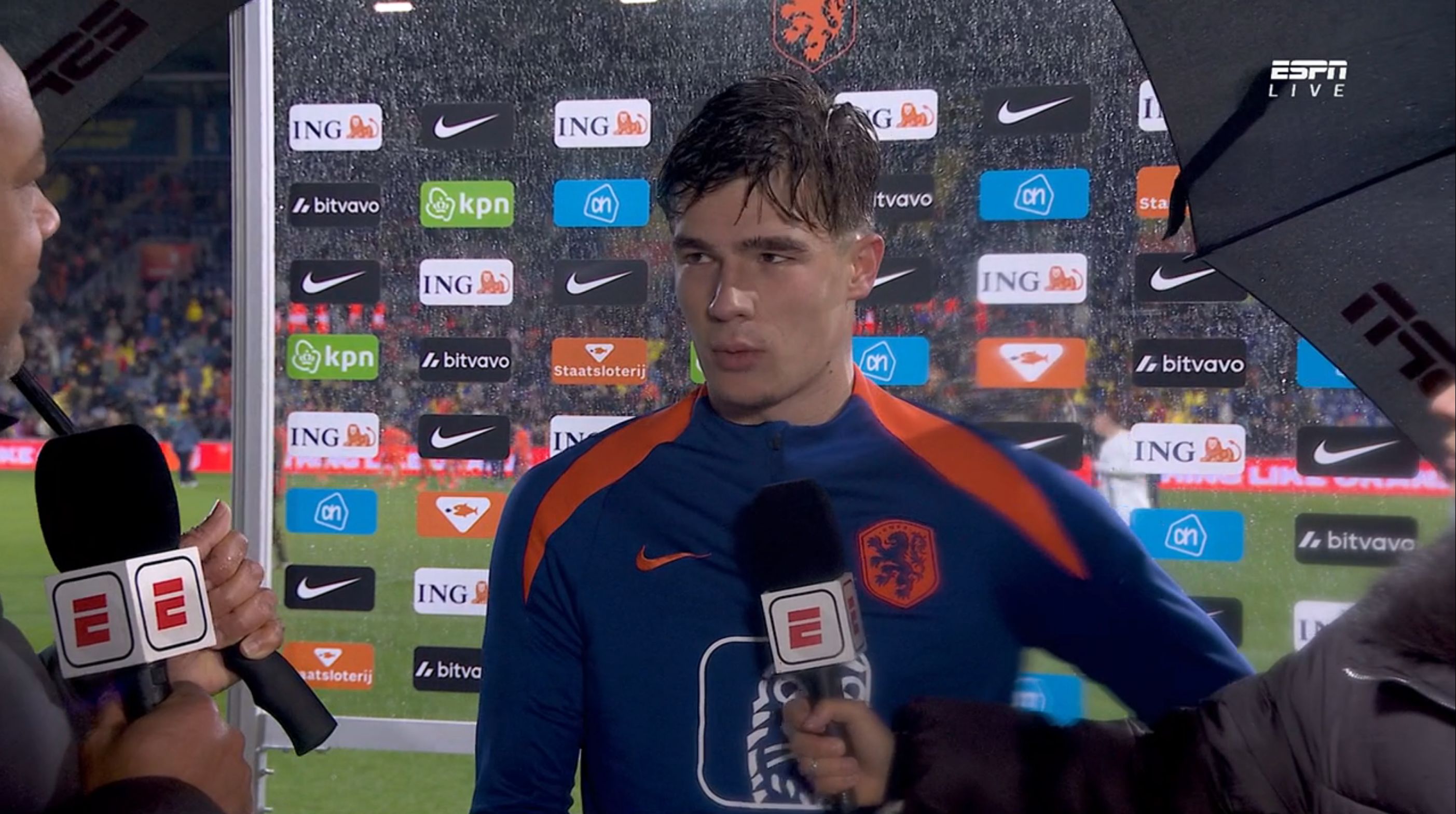 Goes: 'We gaan iets te ver over hem, hij moet met beide benen op grond blijven'