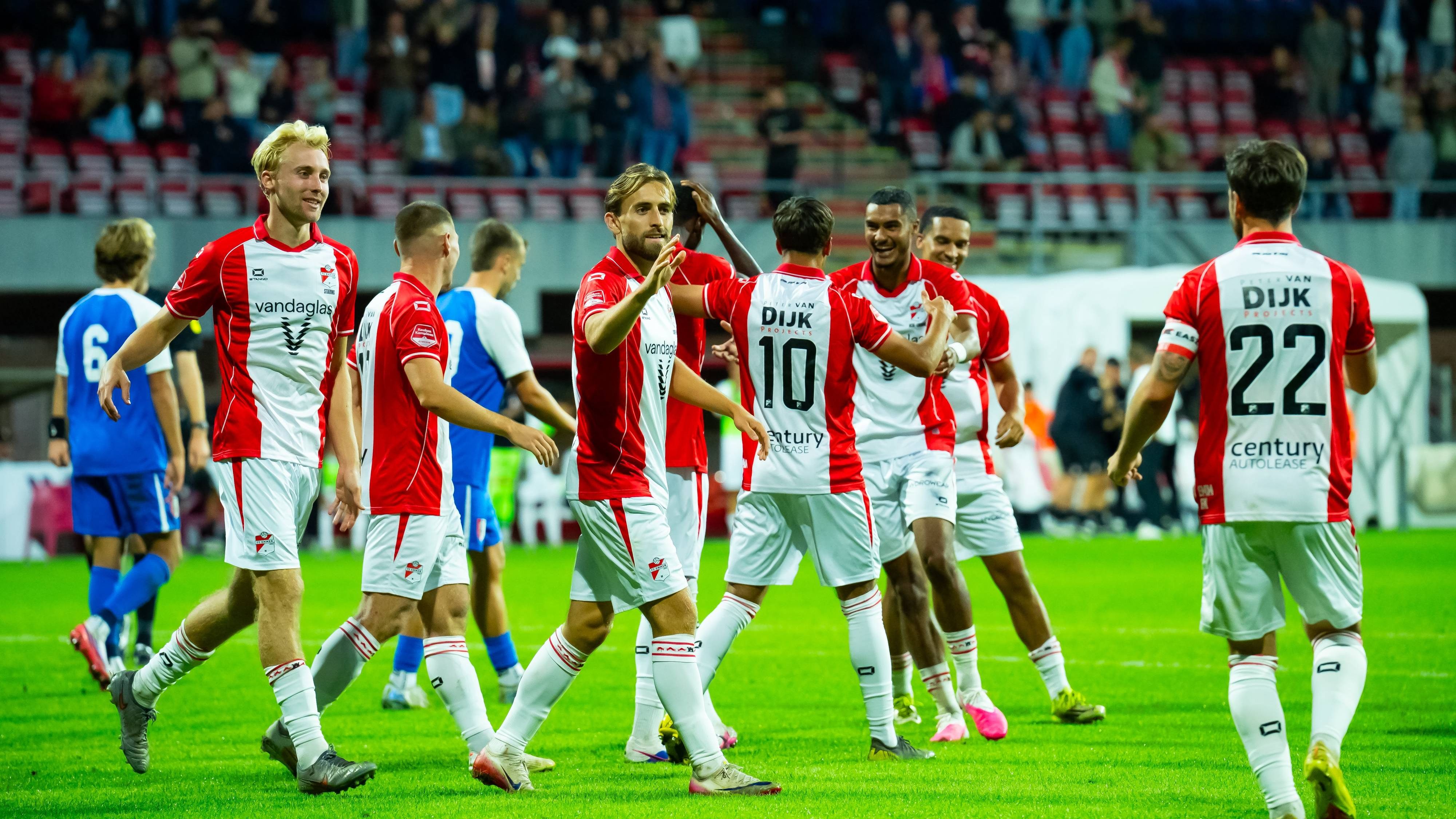 FC Emmen en MVV Maastricht blijven maar winnen in de Keuken Kampioen Divisie