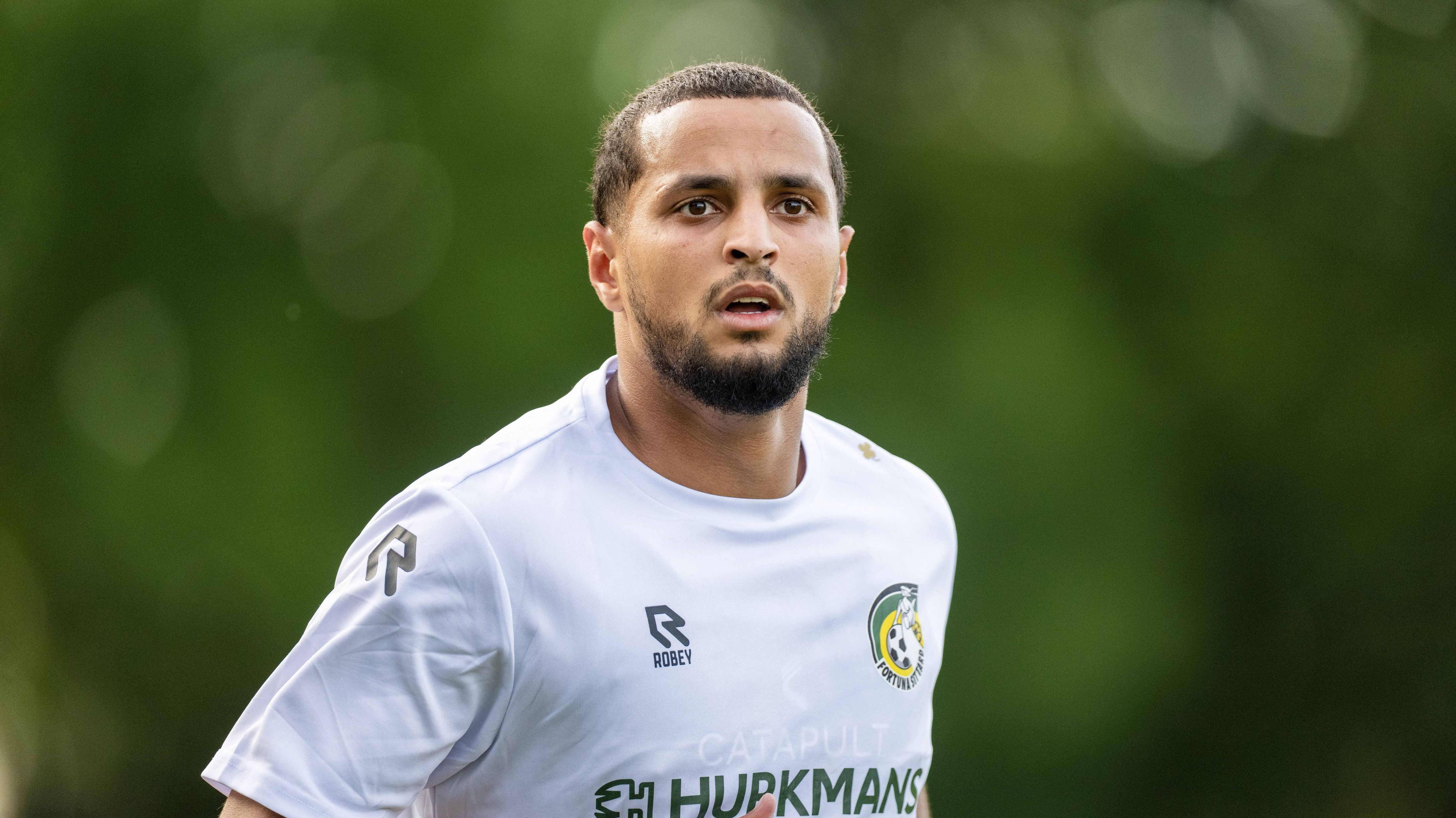 Ihattaren krijgt advies: 'Pas dan moet je bij Fortuna Sittard vertrekken'