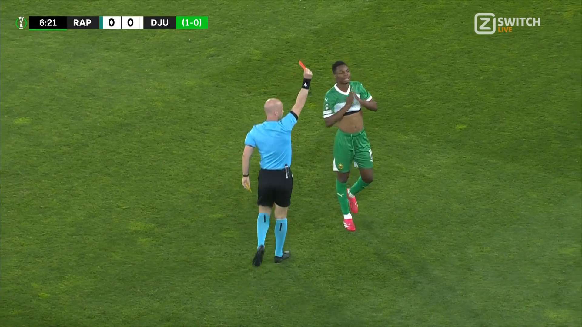 Mamadou Sangaré rood