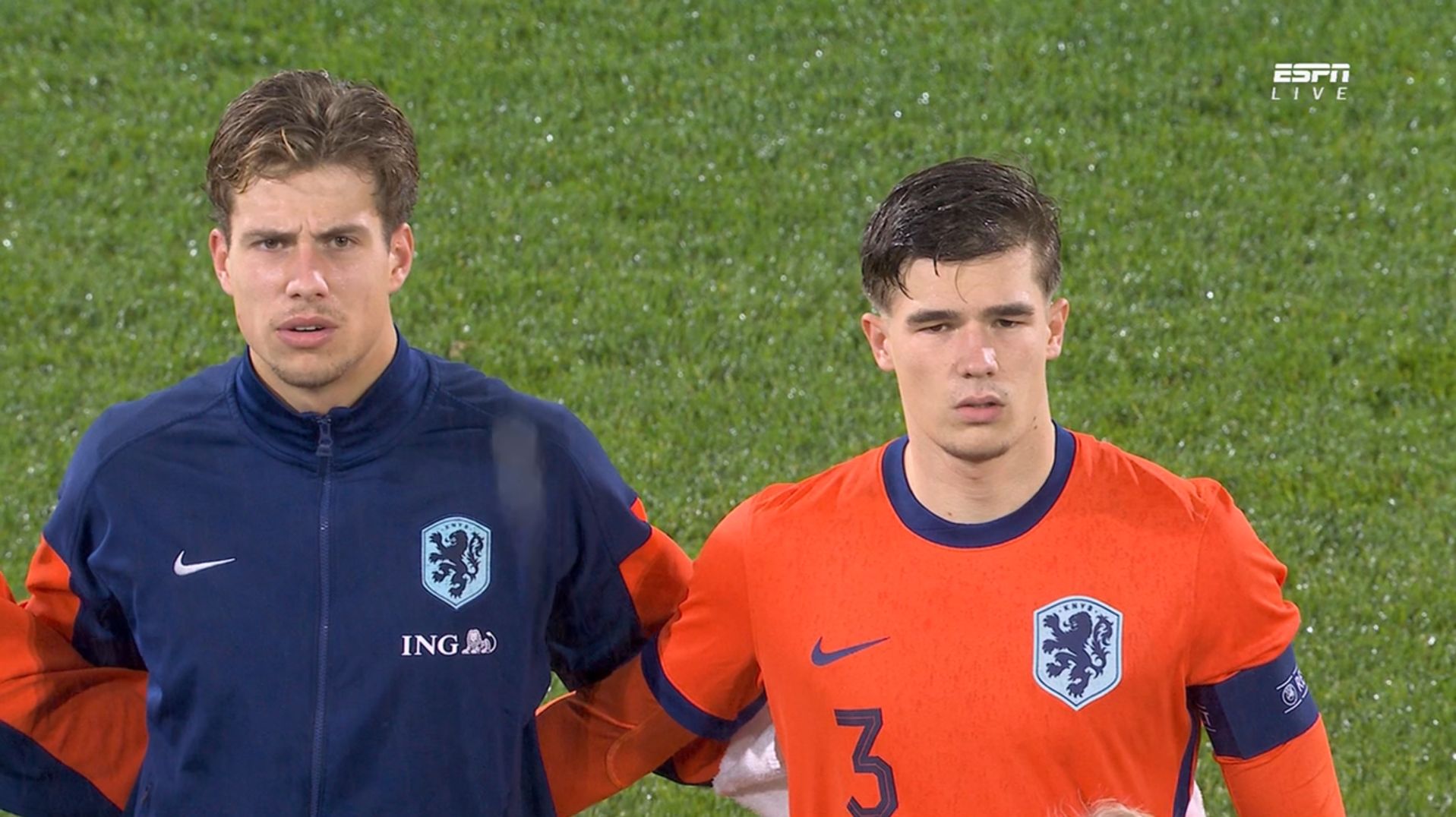 Wouter Goes maakt zeer stijlvol gebaar tijdens volkslied Nederland