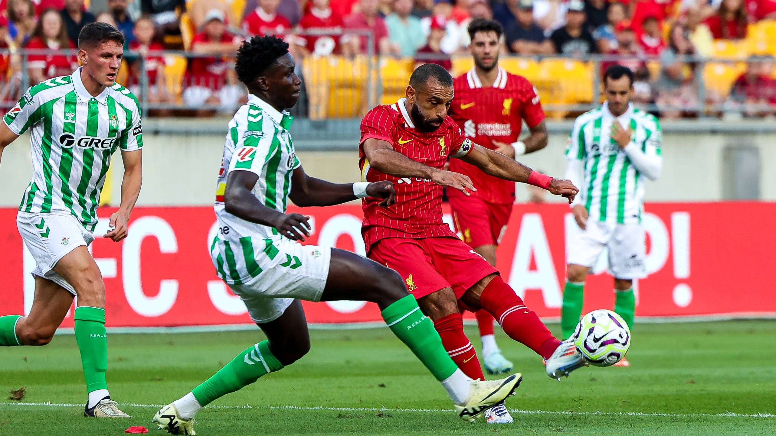 Nobel Mendy, Salah