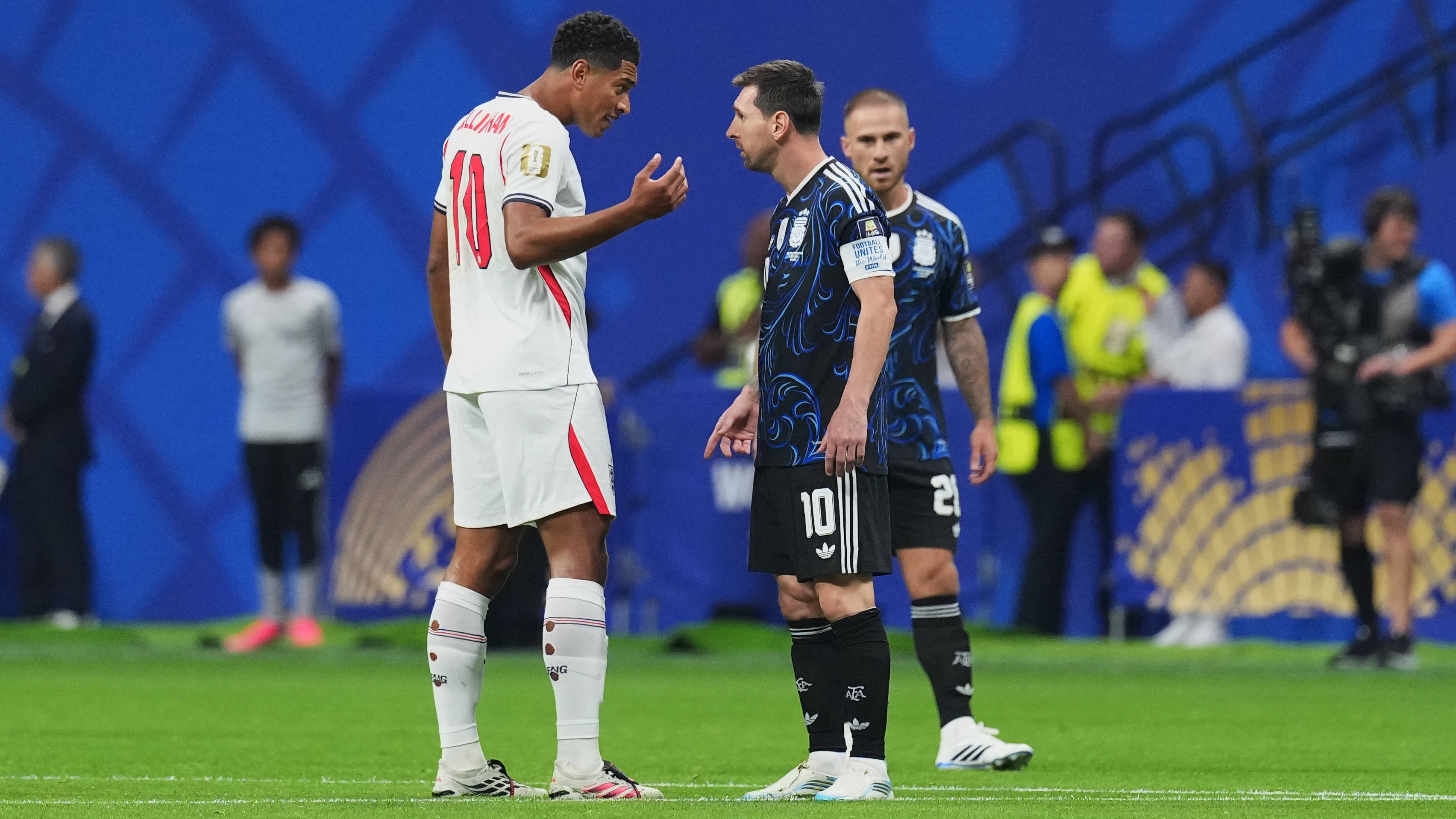 Jude Bellingham en Lionel Messi: Onenigheid op het Veld Verklaard