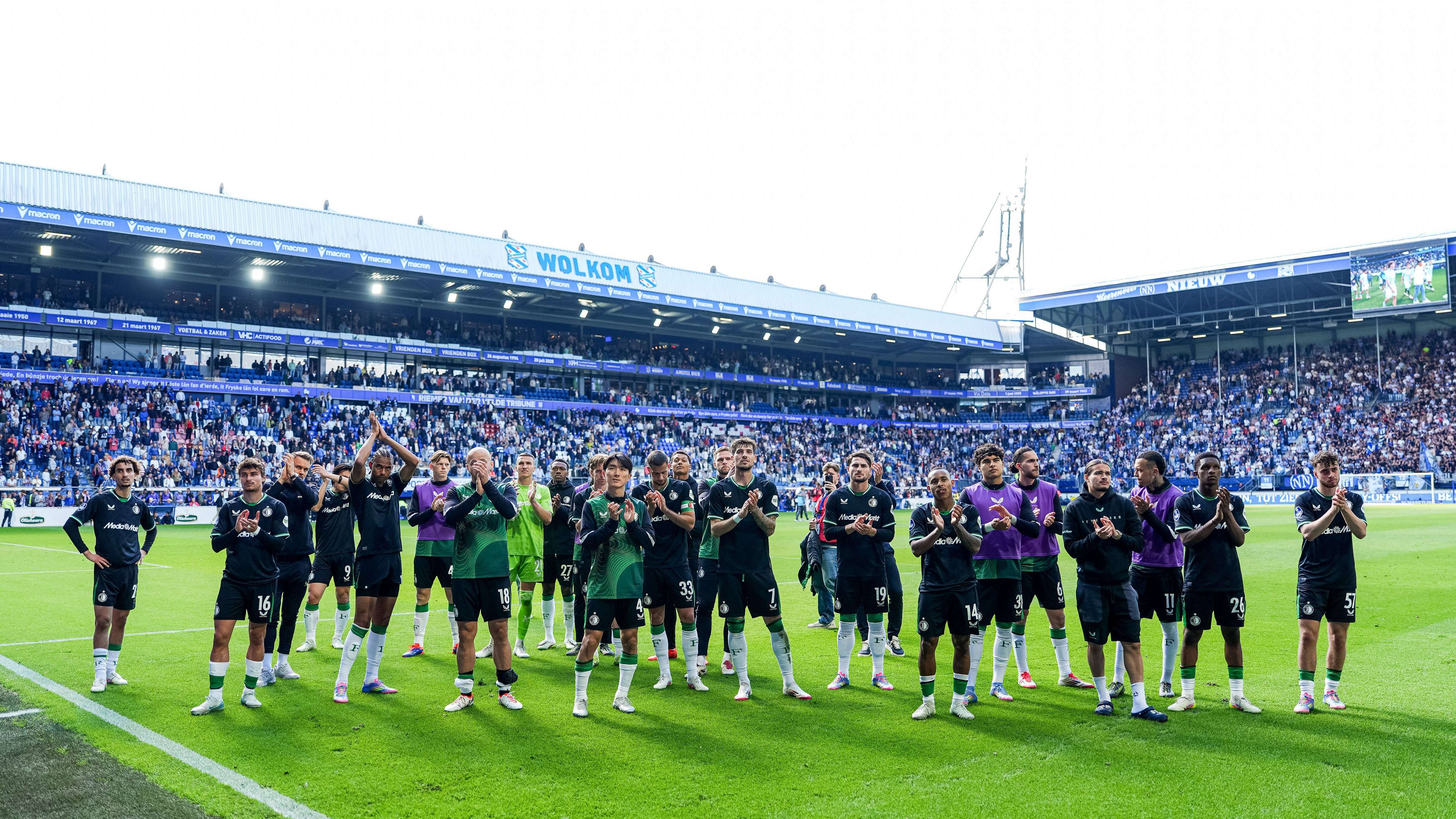 Oussama Targhalline of Feyenoord, Hugo Bueno of Feyenoord, Gijs Smal of Feyenoord, Calvin Stengs of Feyenoord, Jan Plug of Feyenoord, Gernot Trauner of Feyenoord, Feyenoord keeper Plamen Andreev, Antoni Milambo of Feyenoord, In-beom Hwang of Feyenoord, David Hancko of Feyenoord, Ismail Ka of Feyenoord, Feyenoord goalkeeper Liam Bossin, Jakub Moder of Feyenoord, Julian Carranza of Feyenoord, Igor Paixao of Feyenoord, Stephano Carillo of Feyenoord, Ramiz Zerrouki of Feyenoord, Anis Hadj Moussa of Feyenoord, Quilindschy Hartman of Feyenoord, Givairo Read of Feyenoord, Aymen Sliti