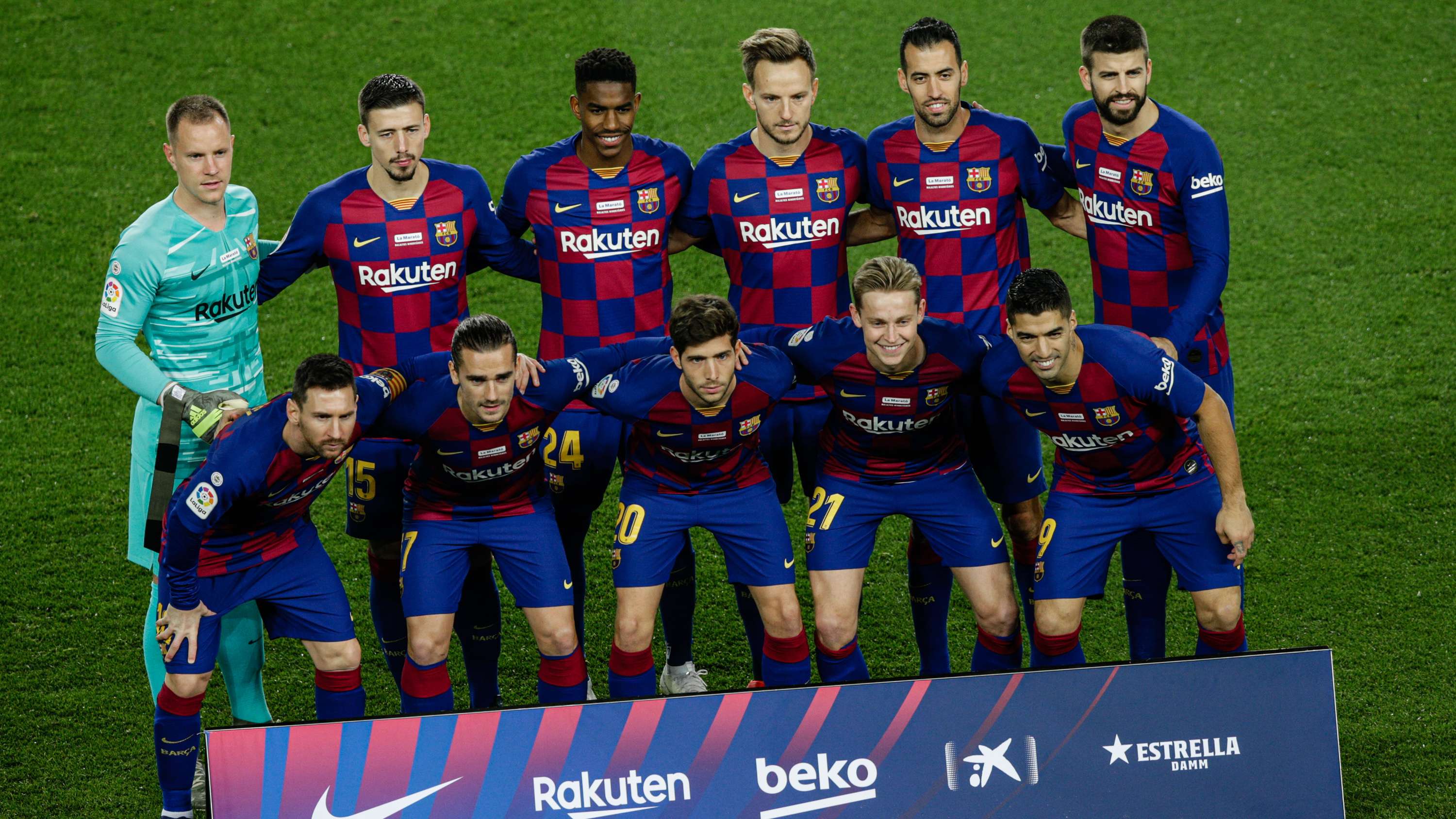 Ter Stegen, Clement Lenglet, Junior Firpo, Ivan Rakitic, Sergio Busquets, Gerard Pique, Lionel Messi, Antoine Griezmann, Sergi Roberto, Frenkie De Jong and Luis Suarez