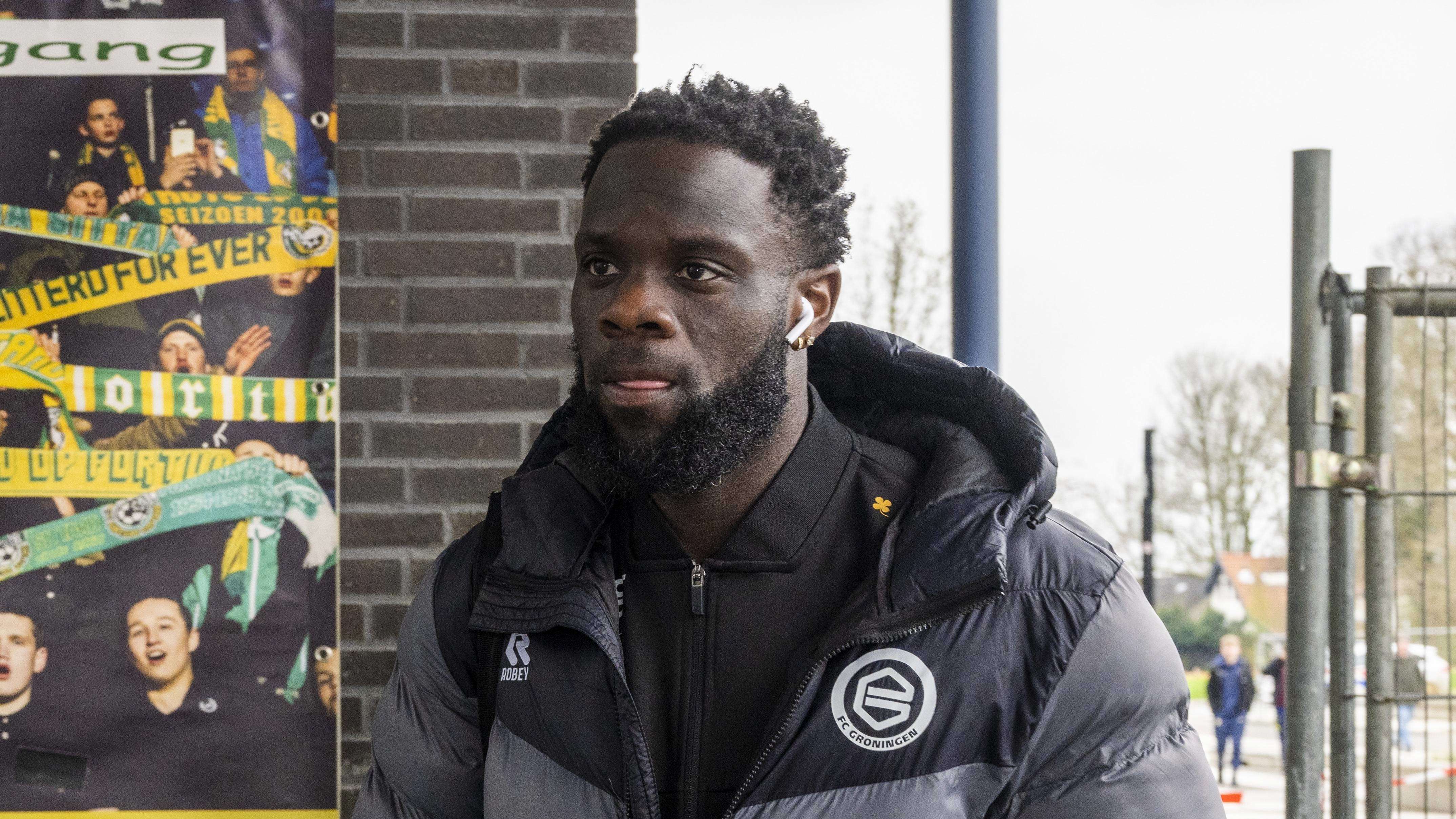 Elvis Manu 