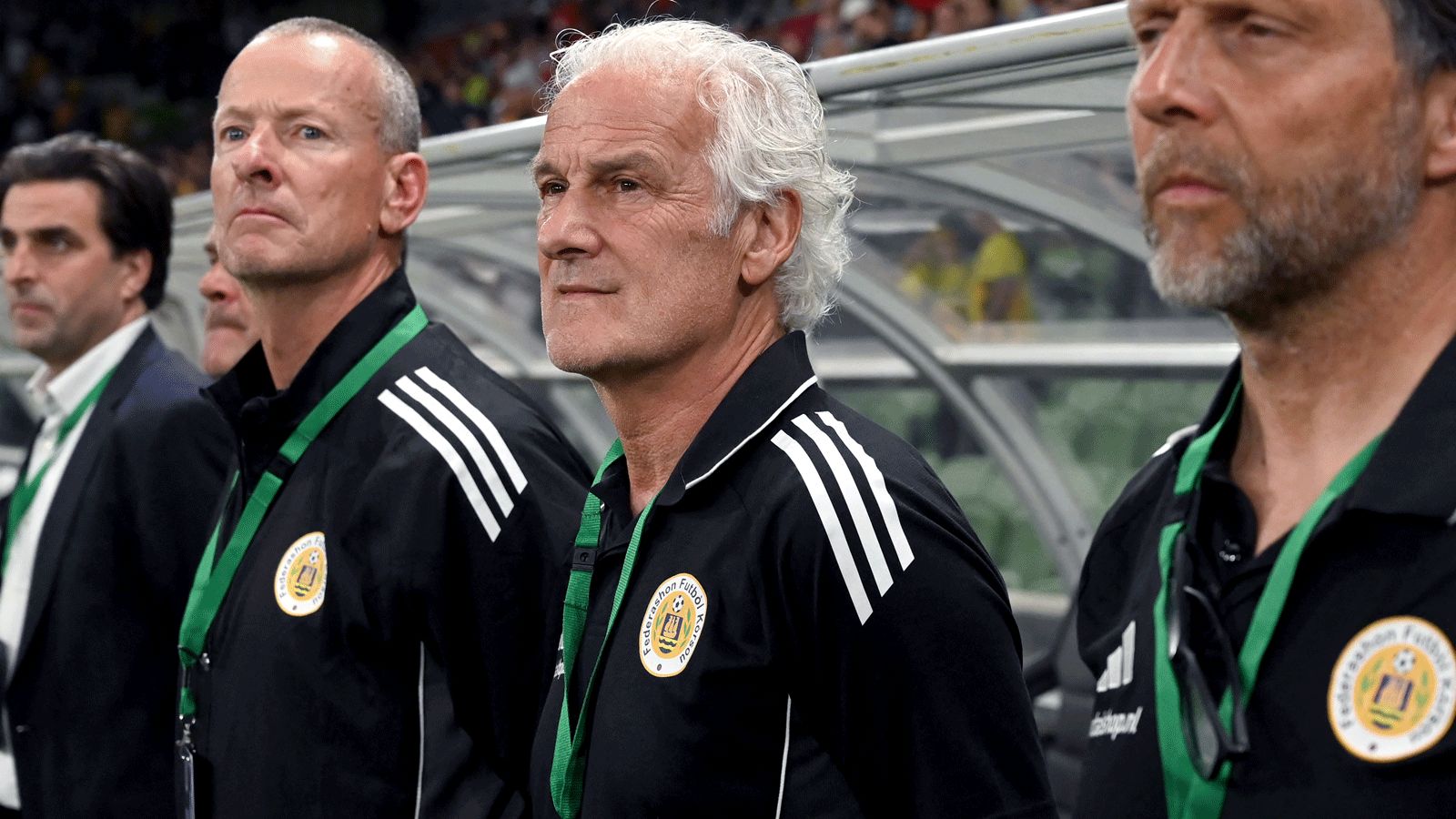 Fred Rutten reageert razendsnel op vertrek als bondscoach Curaçao