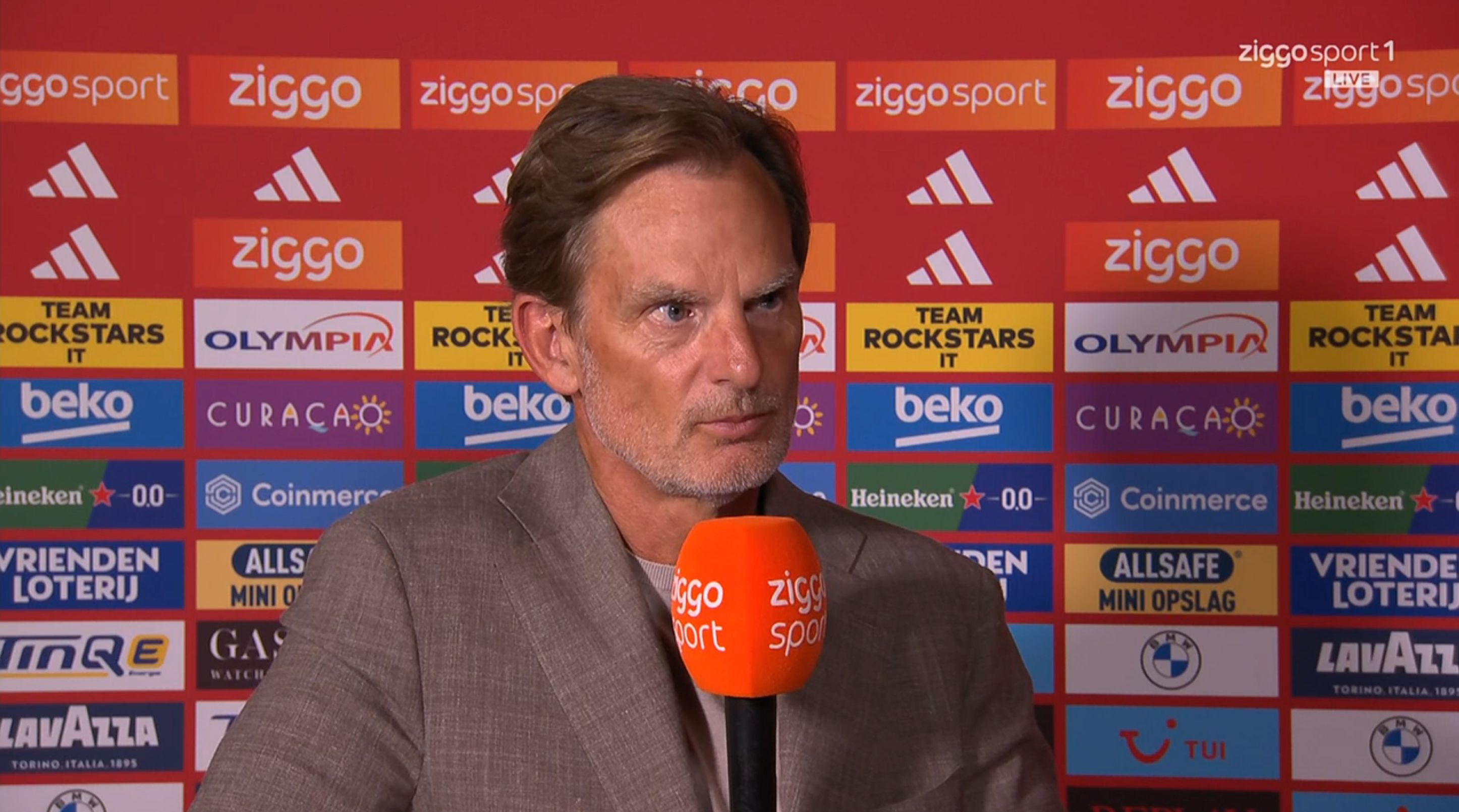 Ajax-spits Marcos Leonardo moet fitter worden volgens Ronald de Boer