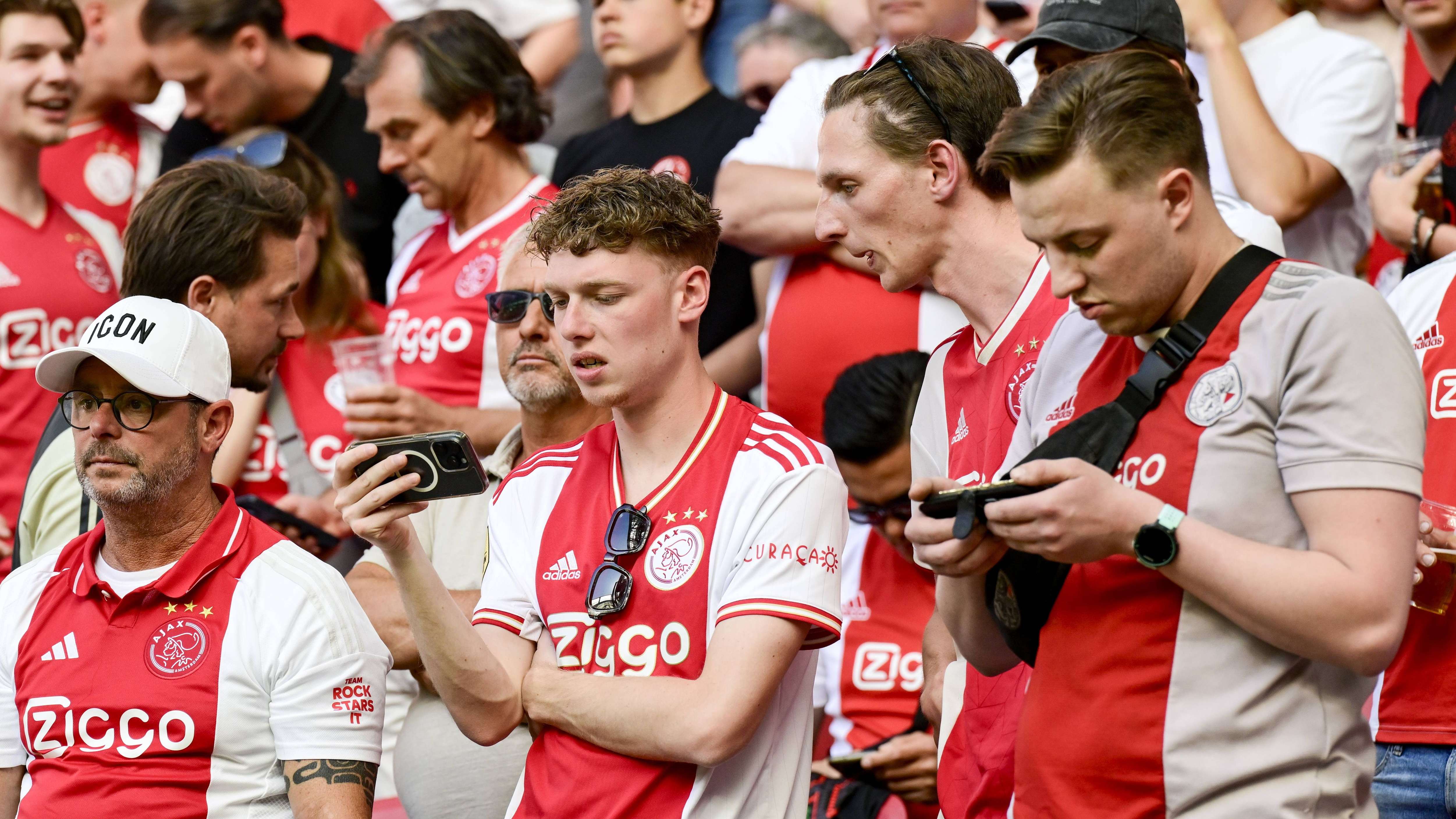 Ajax fans
