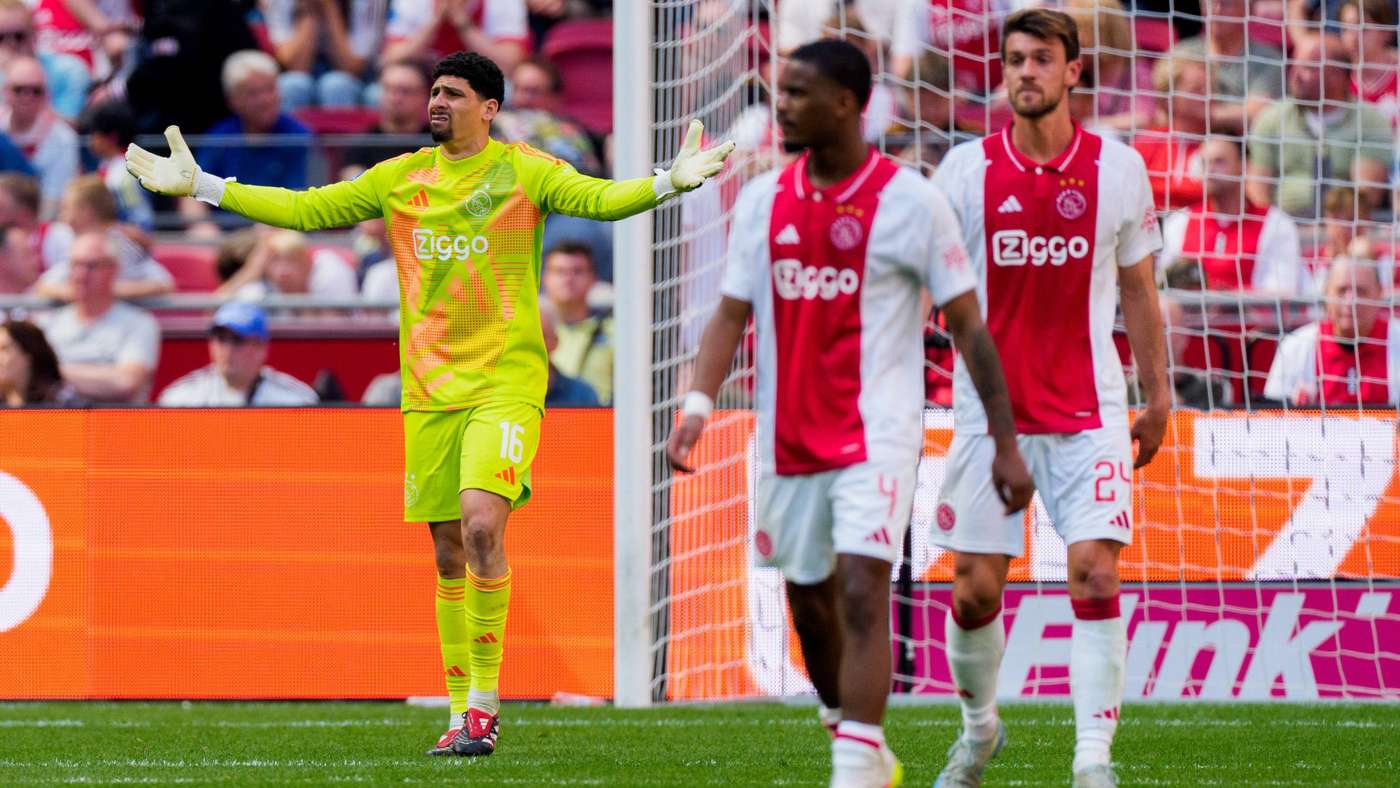 Wanneer Mag De Keeper Een Terugspeelbal Oppakken