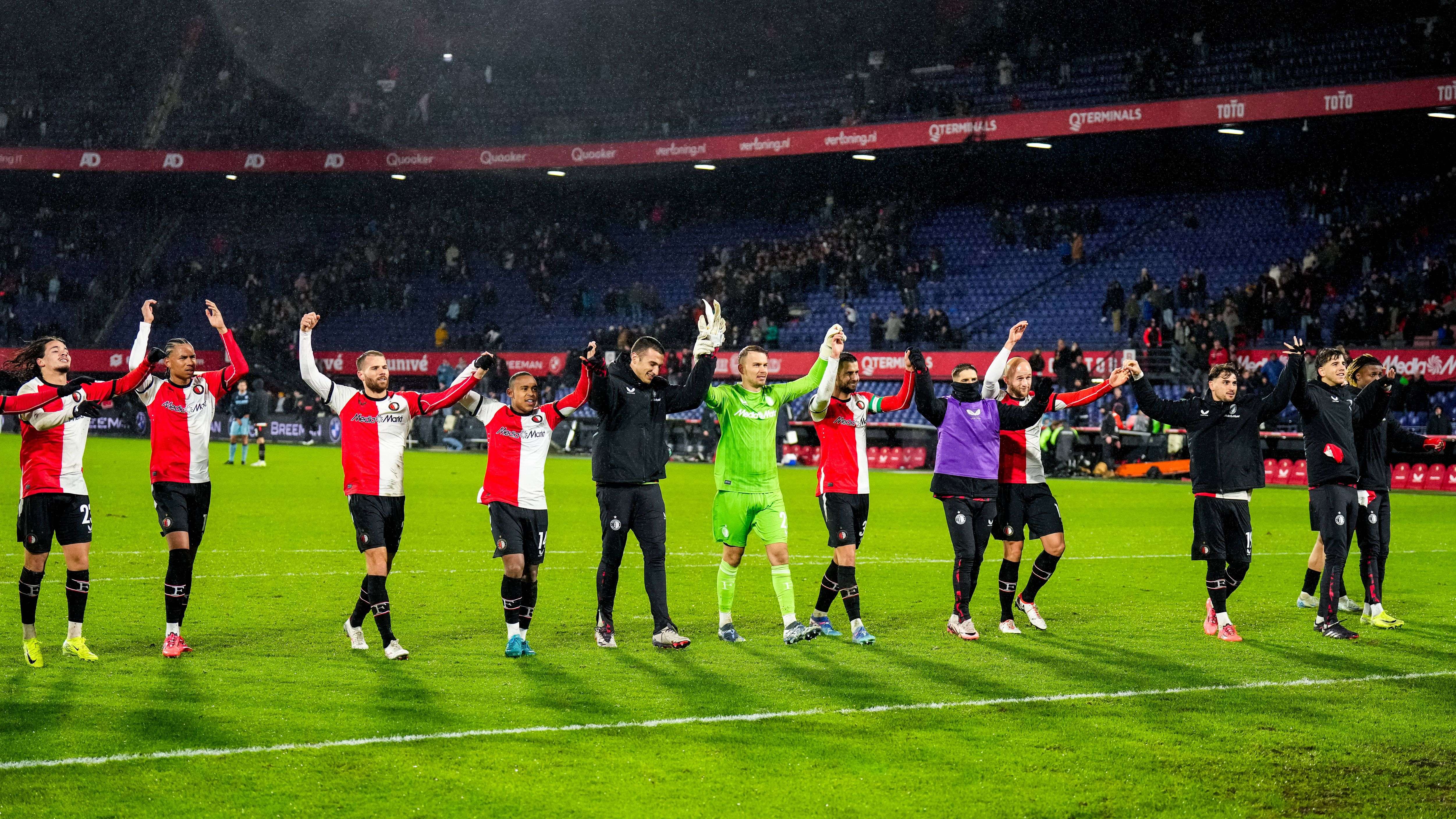 Anis Hadj Moussa of Feyenoord, Calvin Stengs of Feyenoord, Bart Nieuwkoop of Feyenoord, Igor Paixao of Feyenoord, Plamen Andreev of Feyenoord, Feyenoord goalkeeper Timon Wellenreuther, David Hancko of Feyenoord, Luka Ivanusec of Feyenoord, Gernot Trauner of Feyenoord, Julian Carranza of Feyenoord