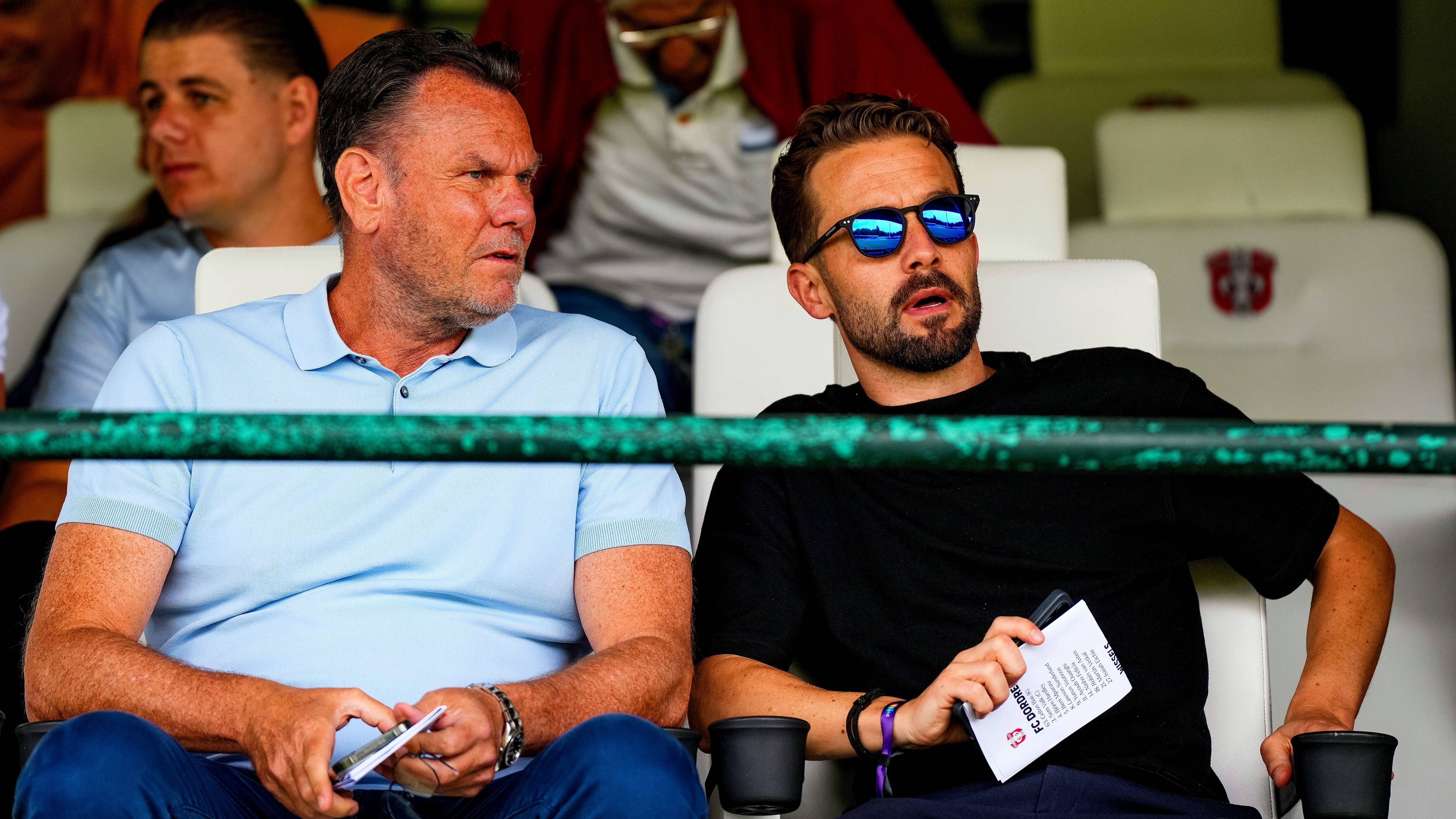 Feyenoord's Rechtsback Givairo Read Op Weg Naar Nottingham Forest