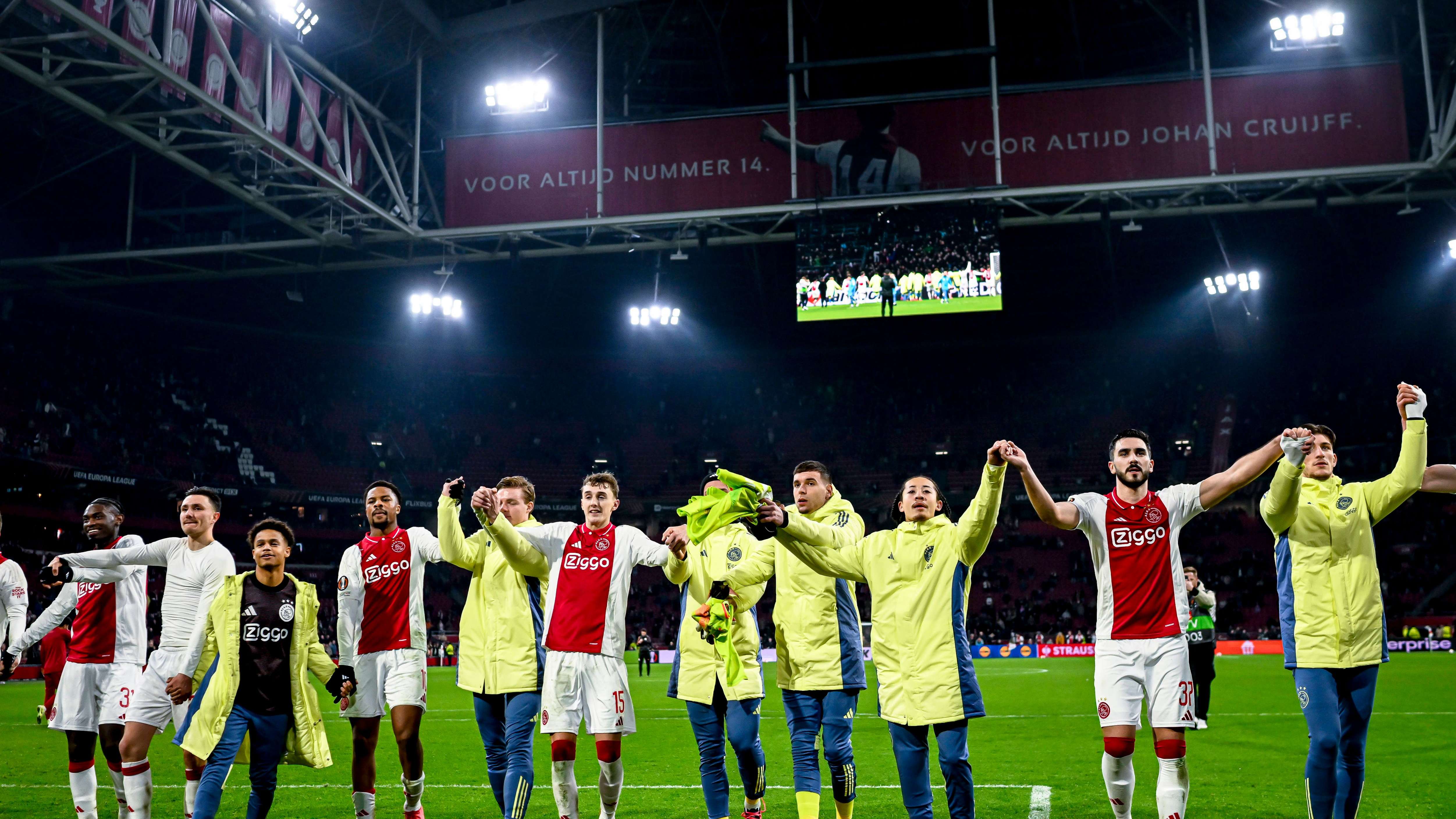 Steven Berghuis, AFC Ajax Amsterdam defender Gerald Alders, AFC Ajax Amsterdam forwarder Chuba Akpom, AFC Ajax Amsterdam defender Youri Baas, AFC Ajax Amsterdam goalkeeper Jay Gorter, AFC Ajax Amsterdam midfielder Kian Fitz-Jim, AFC Ajax Amsterdam defender Josip Sutalo