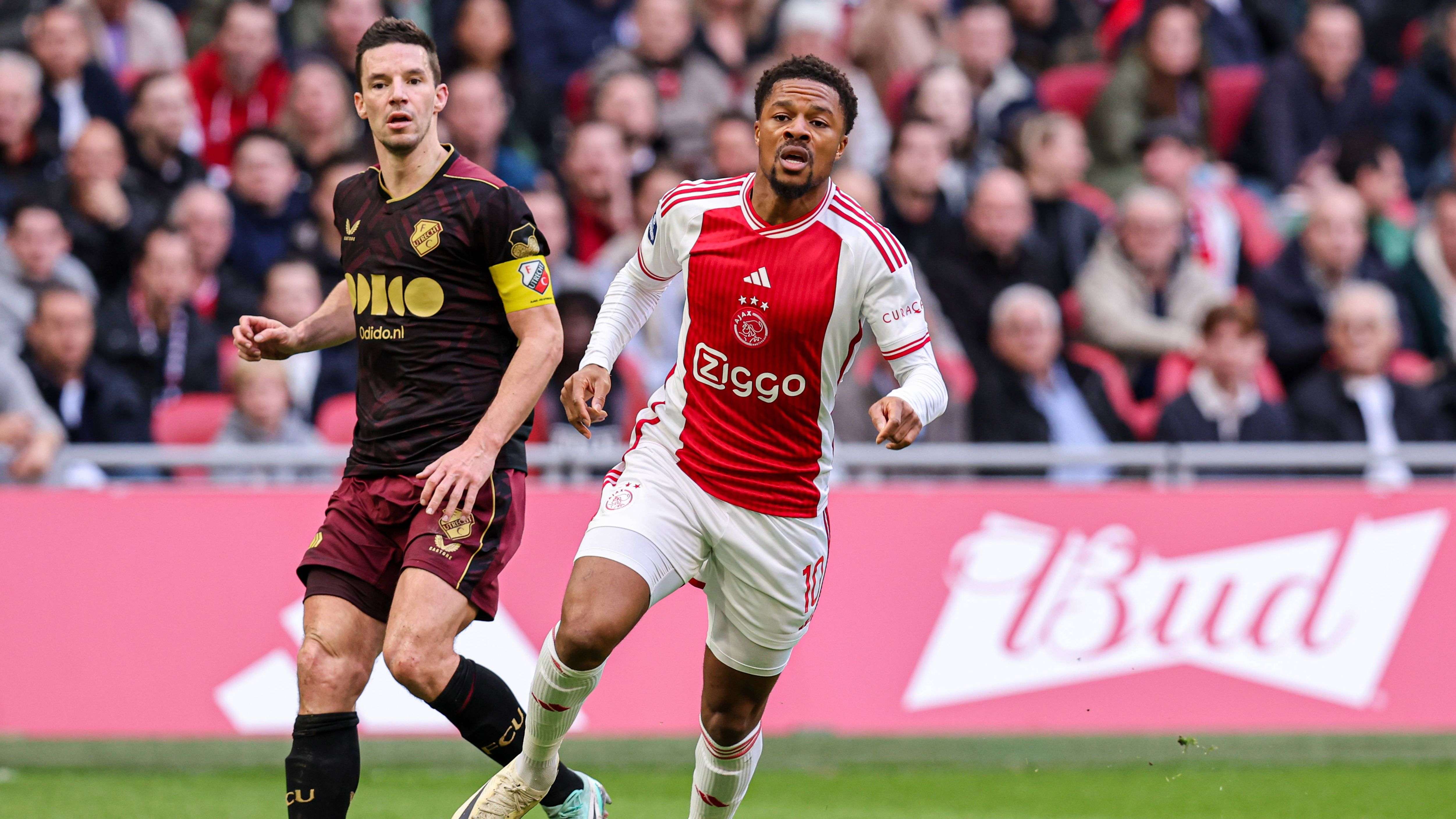 Viergever Akpom