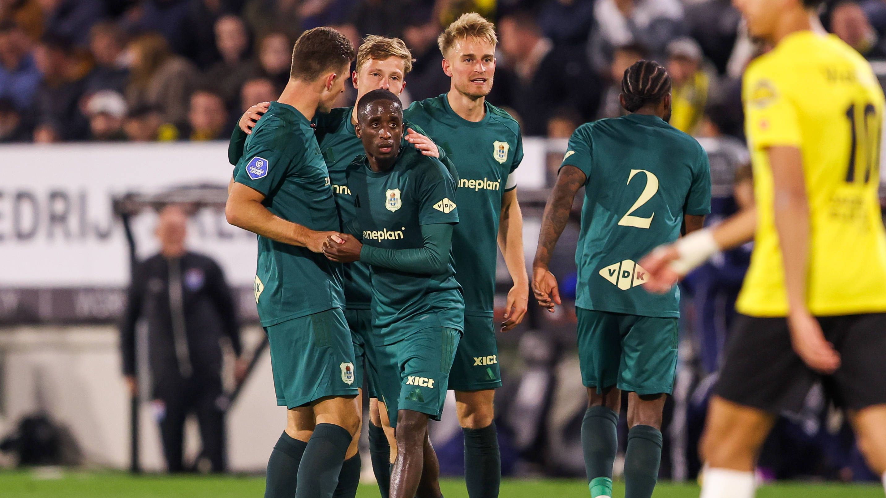 NAC Breda geeft 2-0 voorsprong uit handen tegen veerkrachtig PEC Zwolle