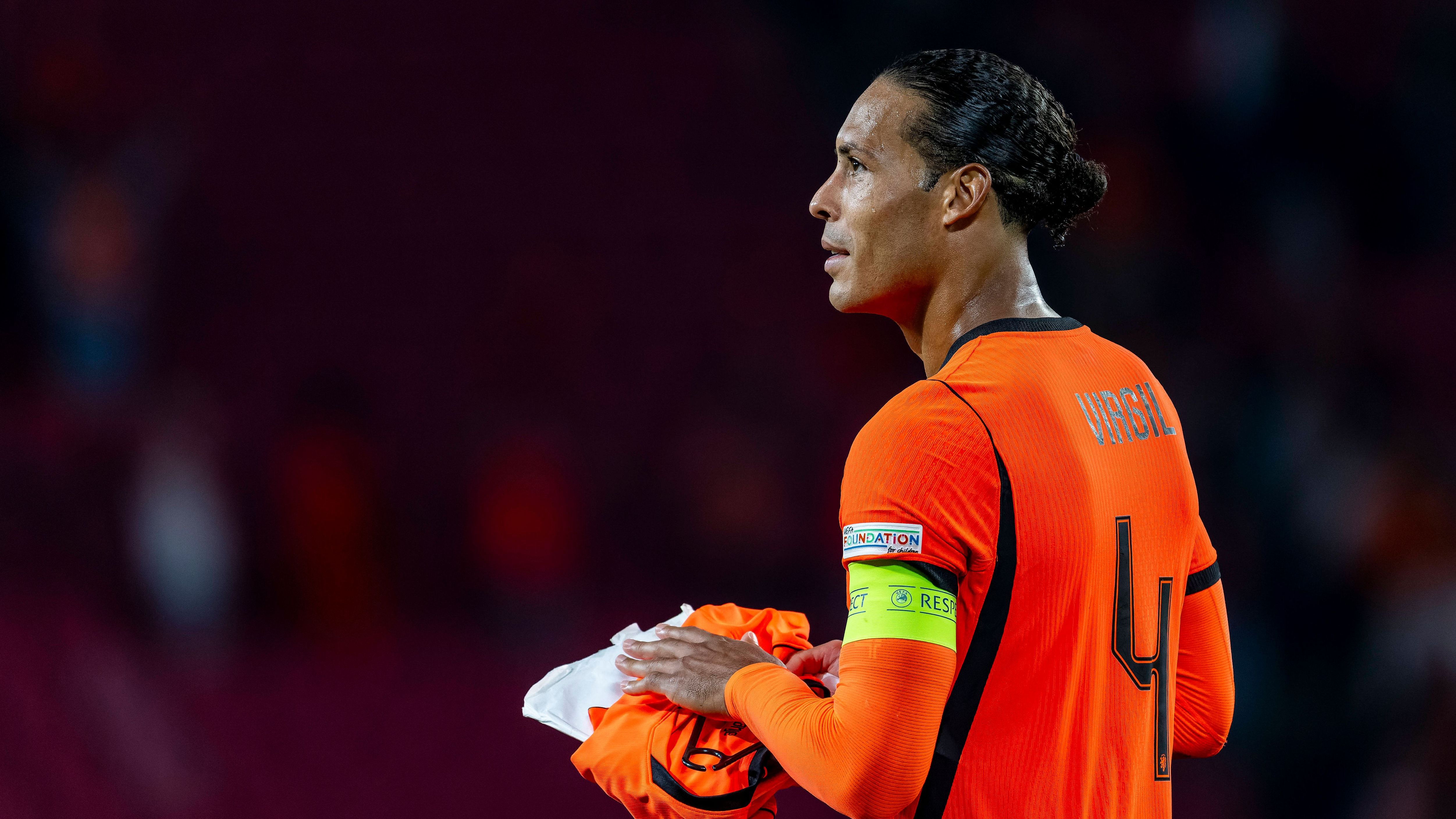Photo: voetbalzone.nl Virgil van Dijk Gets Emotional After Netherlands vs Serbia