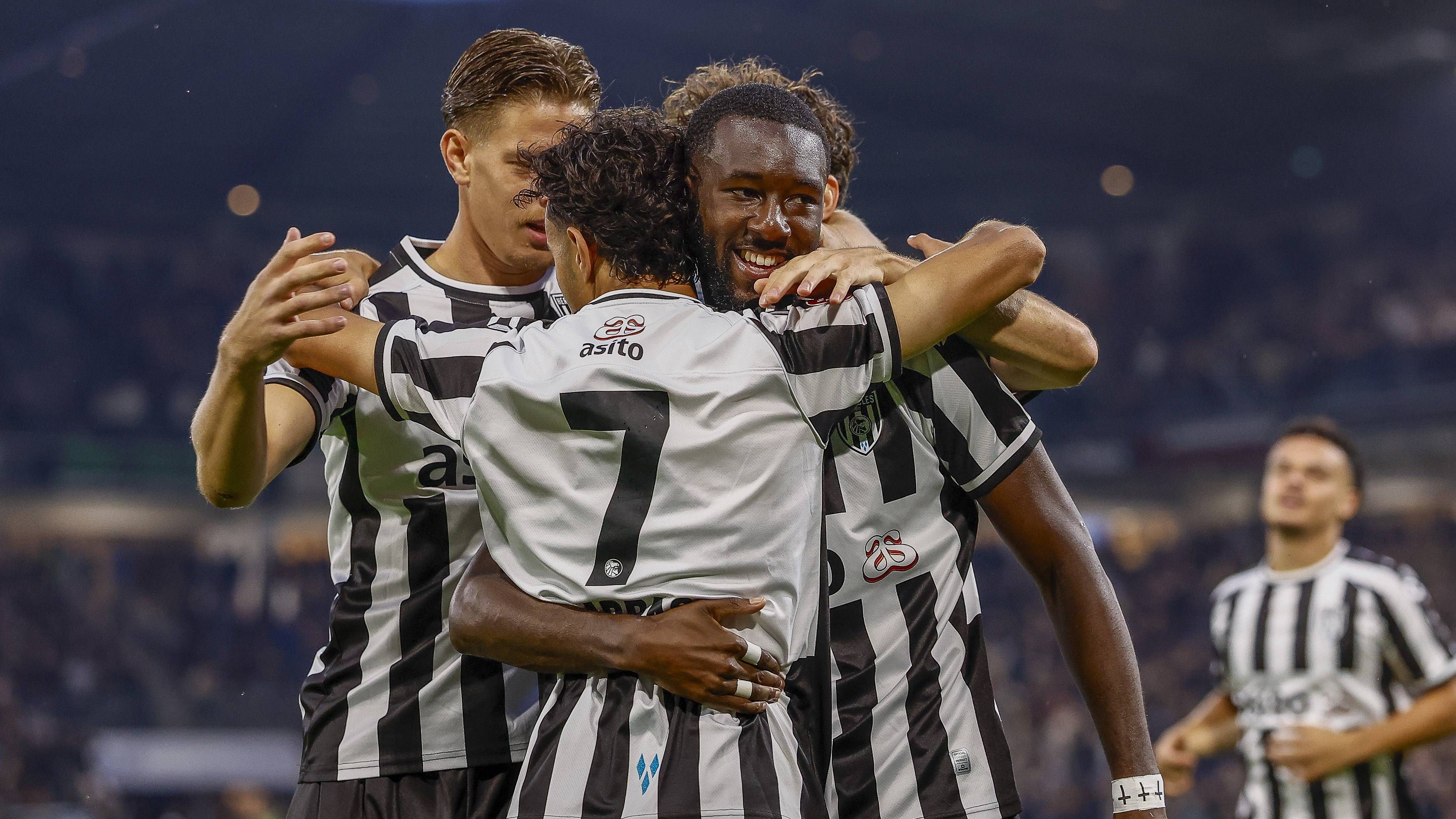 KKD-fenomeen Jean-Paul N'Djoli legt met hattrick ook De Graafschap op de pijnbank