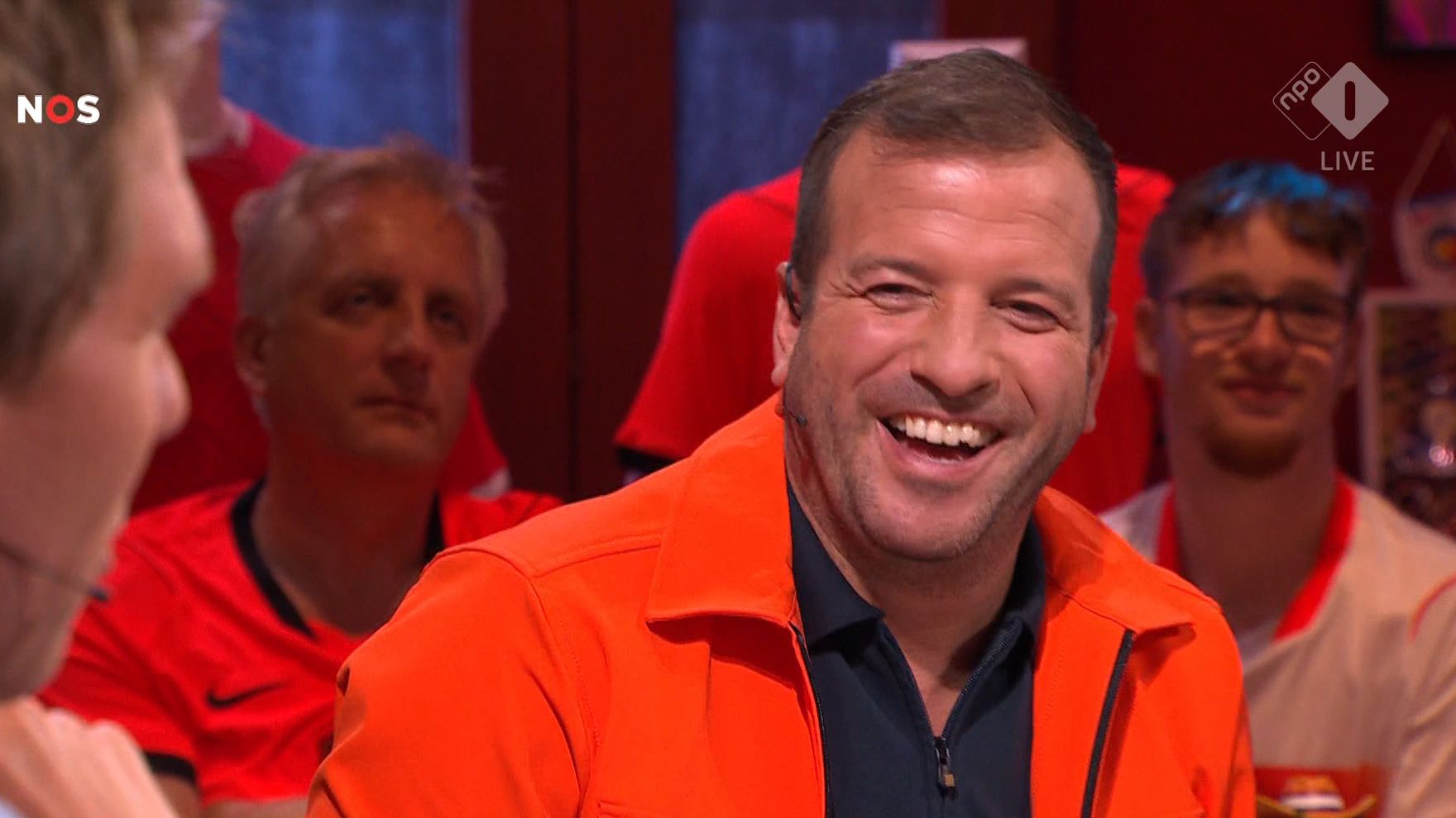 Rafael van der Vaart en het Hilarische Interview met Brian Brobbey