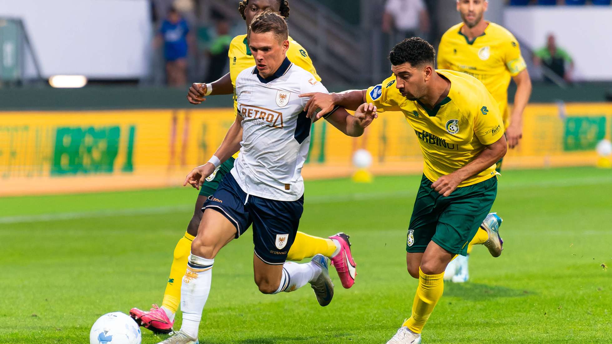 Fortuna Sittard en Go Ahead Eagles delen de punten na zeer vermakelijke ...