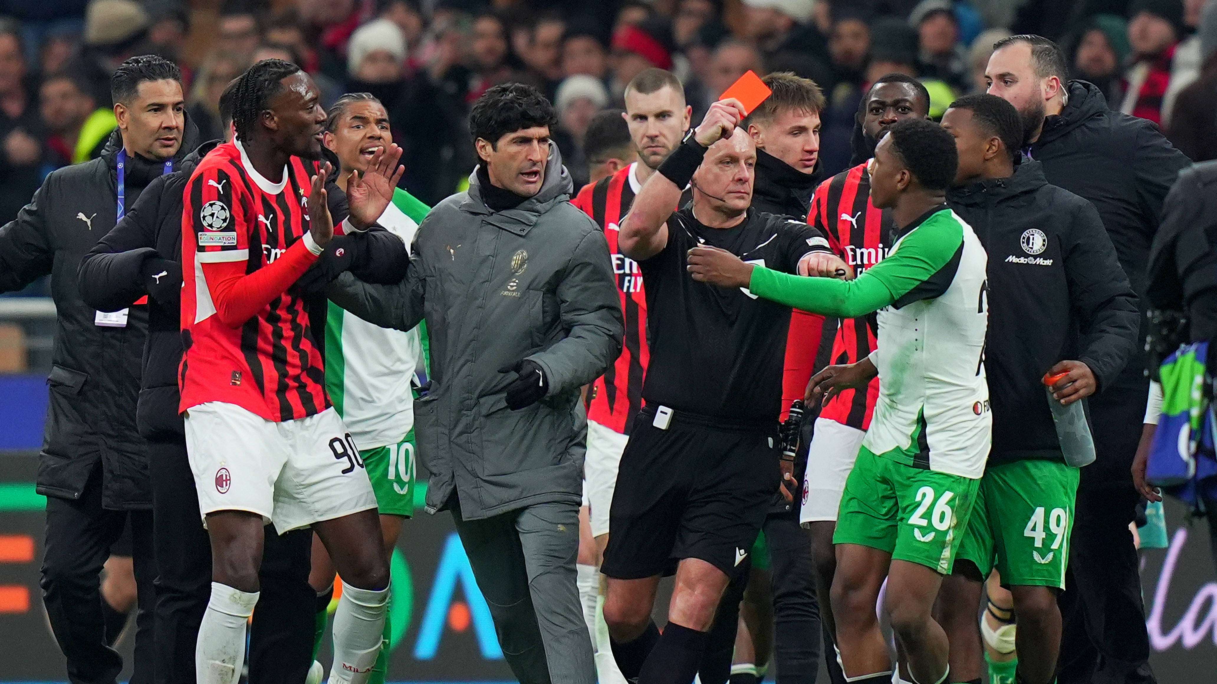 Feyenoord - AC MIlan, Read