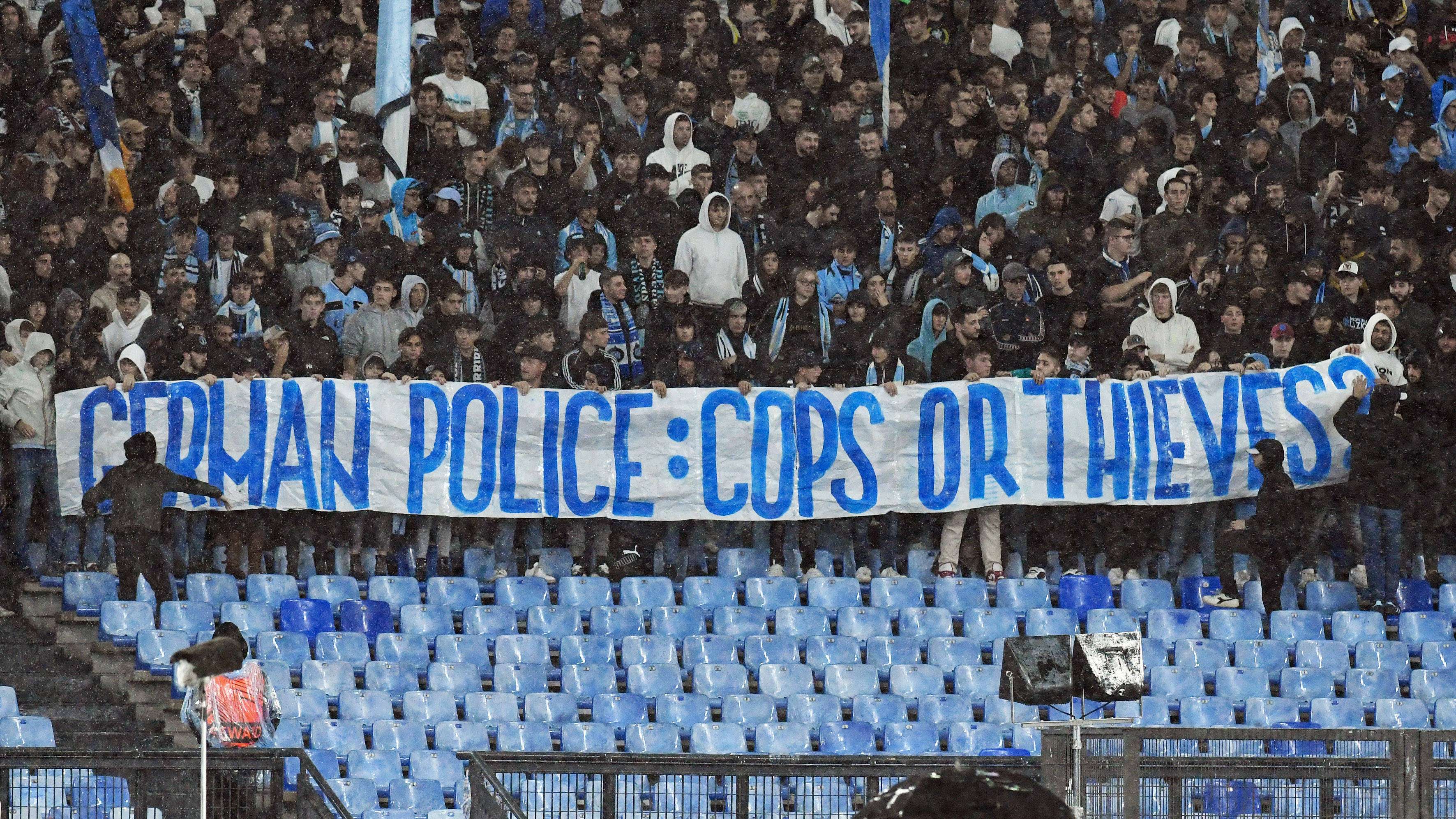 Lazio-Nice fans