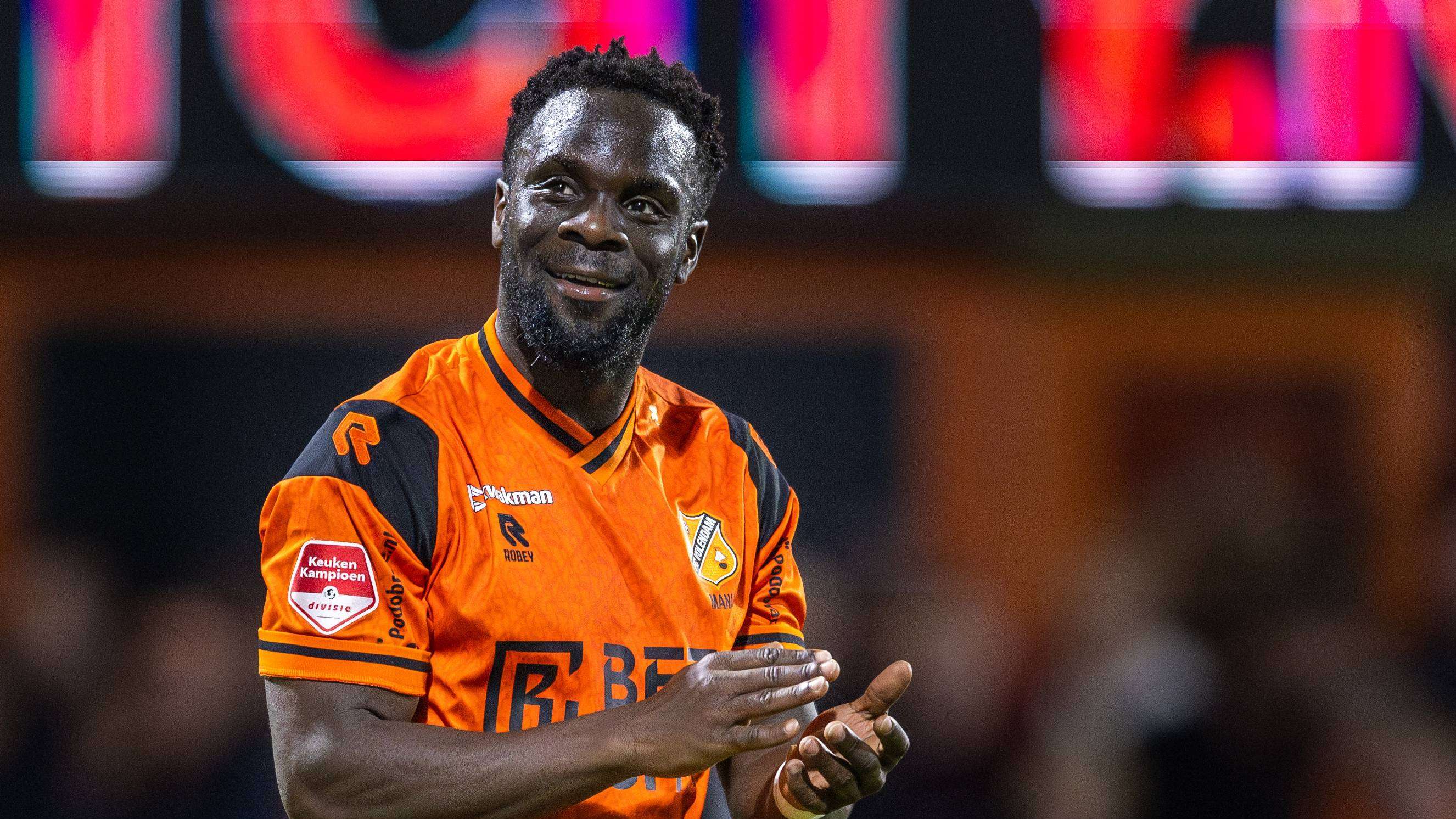 Elvis Manu