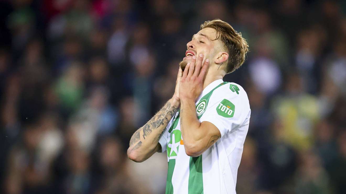 Calciomercato Lazio, Luciano Valente aspetta solo la Lazio: “il mio agente sa cosa voglio” Calciomercato Lazio, Luciano Valente aspetta solo la Lazio: “il mio agente sa cosa voglio”