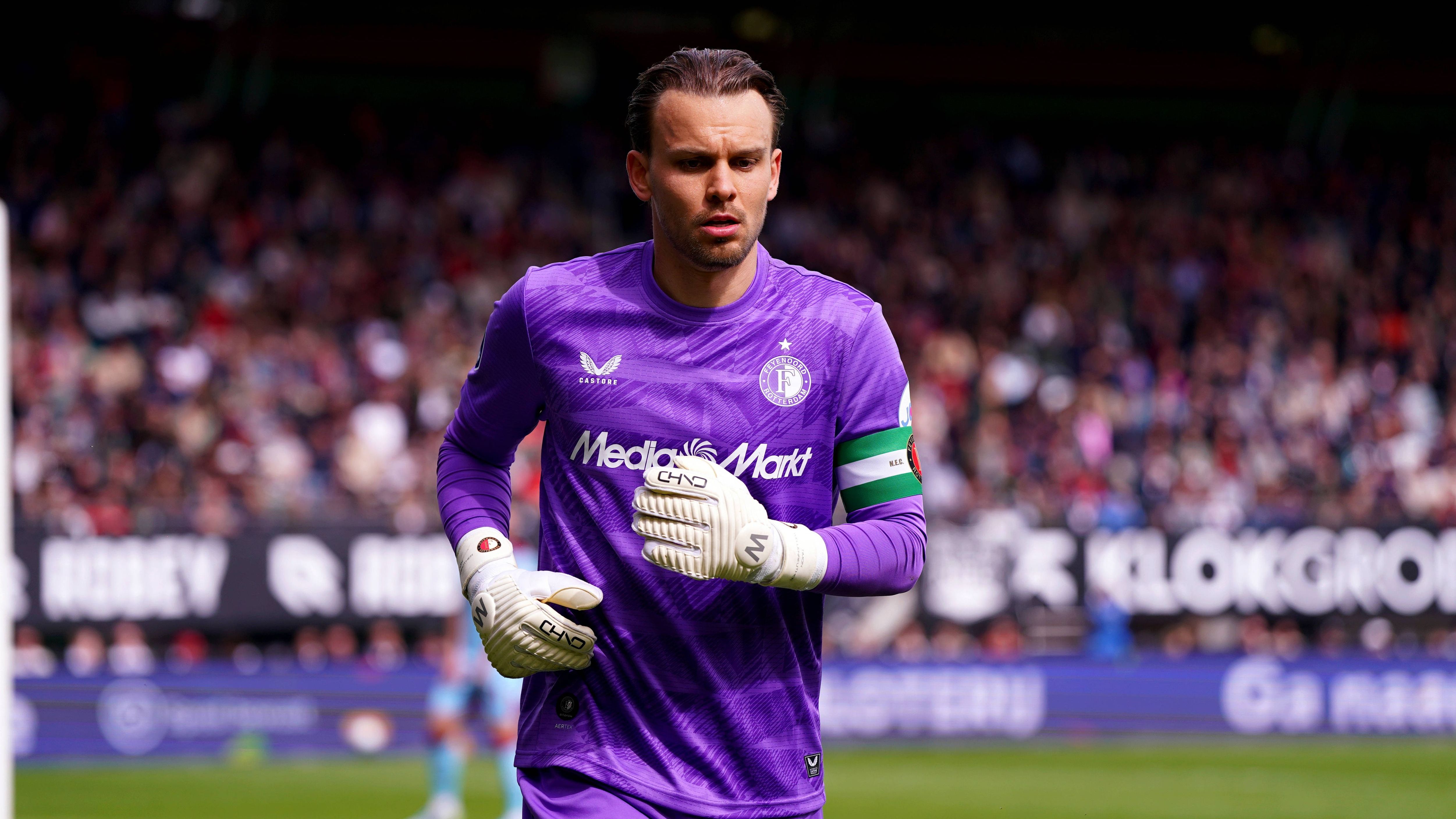 Feyenoord's Doelman Timon Wellenreuther Overweegt Vertrek na Contractbeslissing