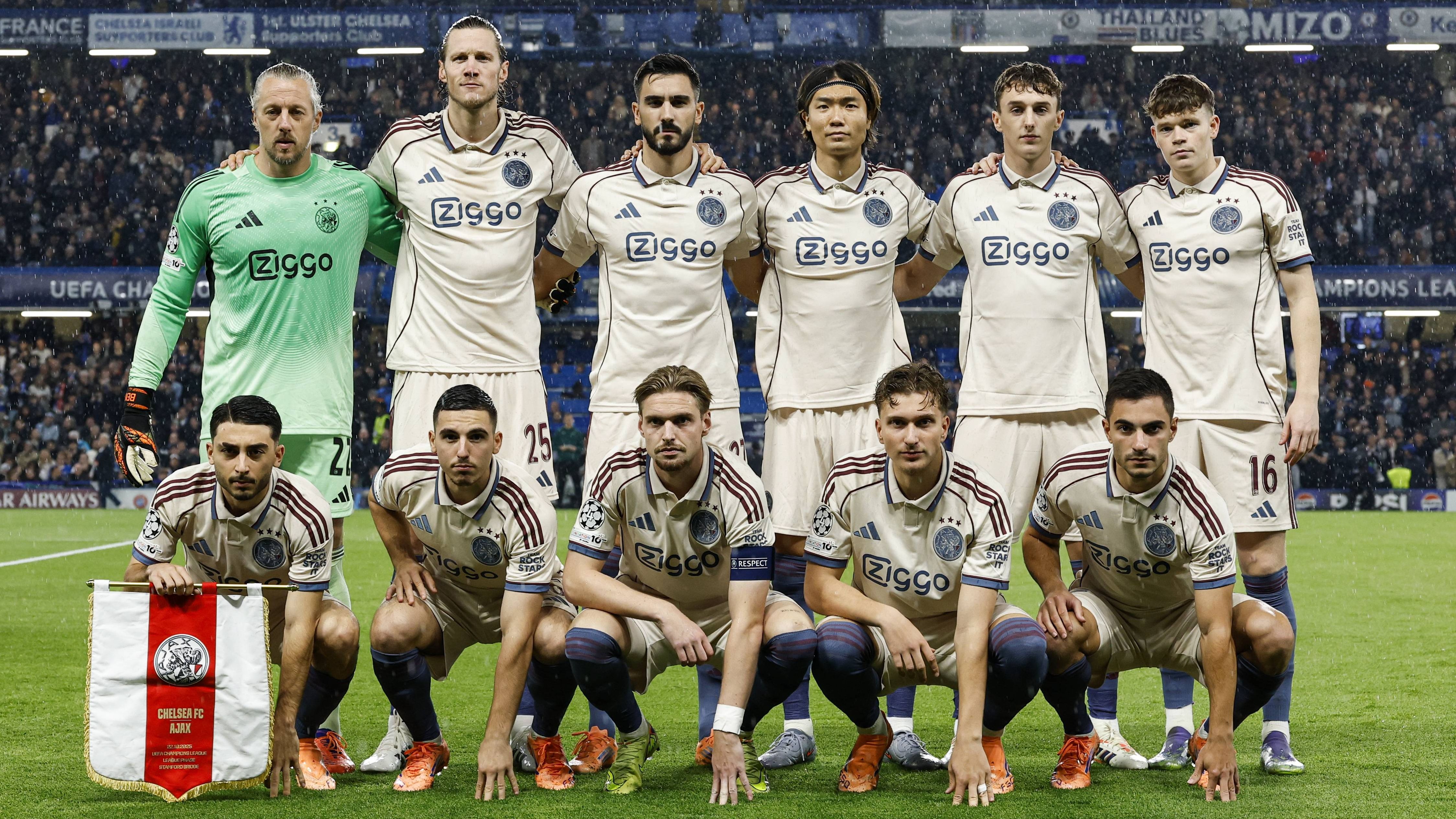 Miljoenenaankoop van Ajax keihard aangepakt: 'Hij leverde bijna alles in'