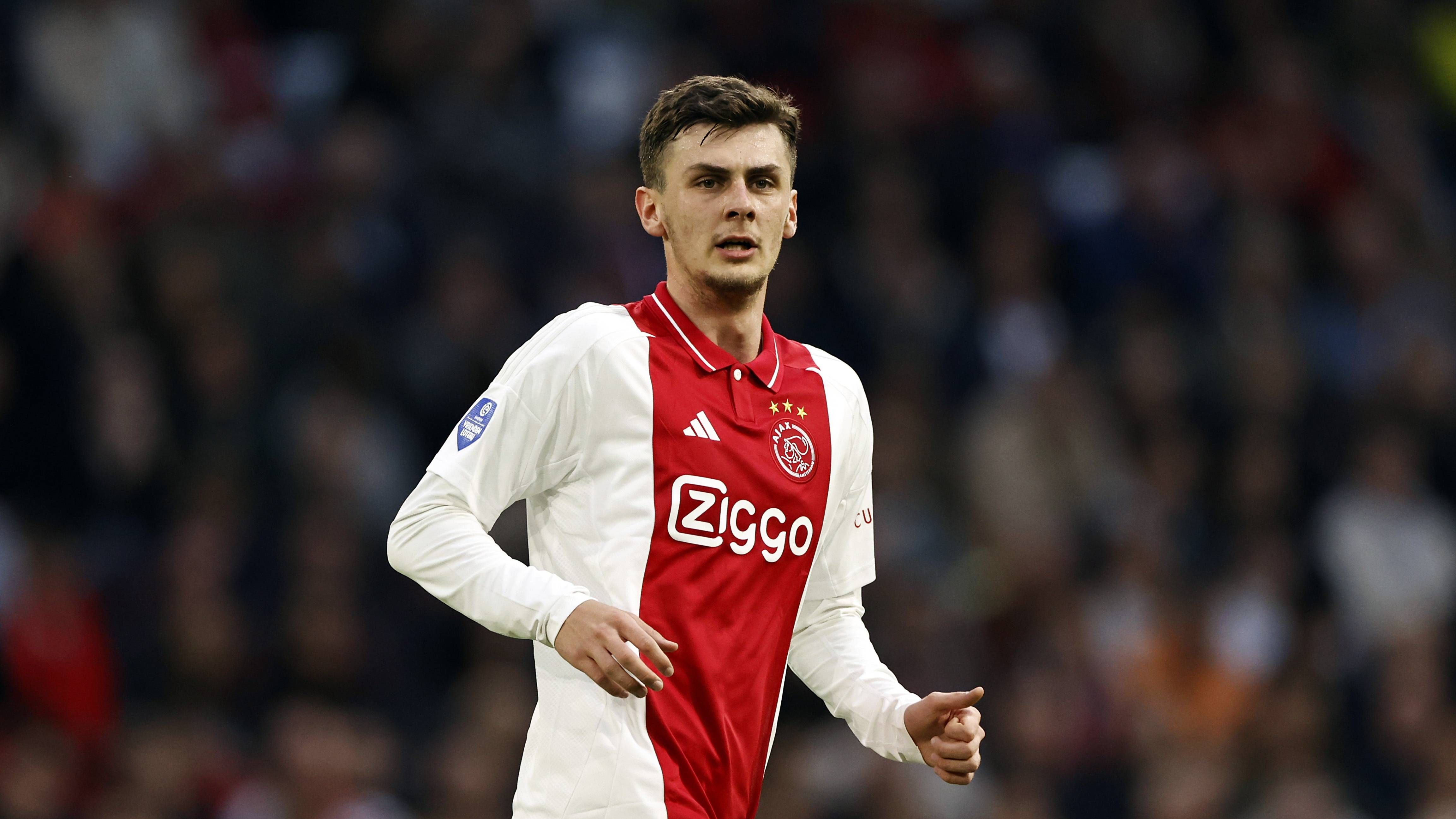 “Benjamin Tahirovic turned down an offer from the English club this summer, much to Ajax’s dismay” | Football field