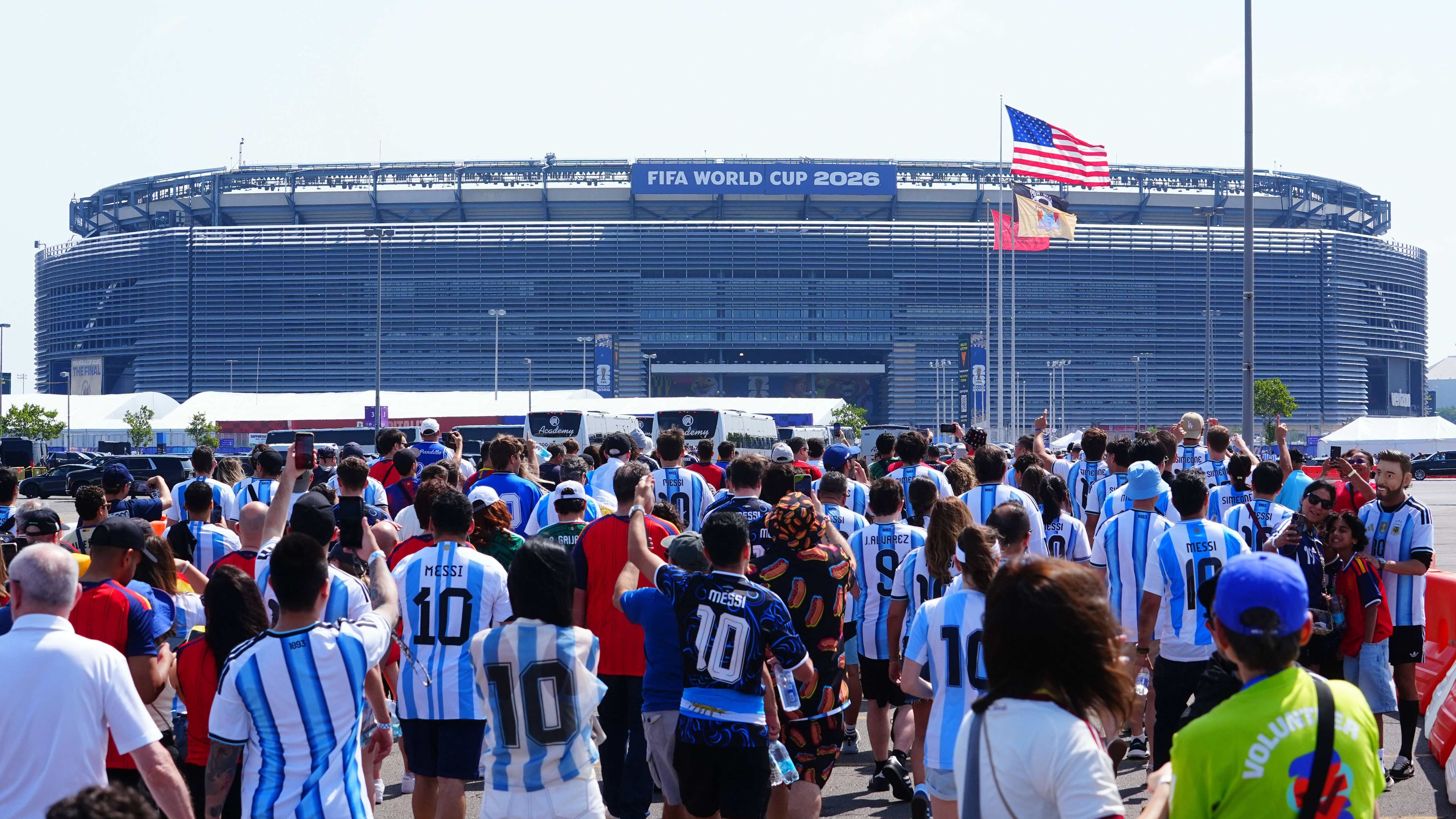 [Chaos bij MetLife Stadium voor WK-finale Spanje - Argentinië]