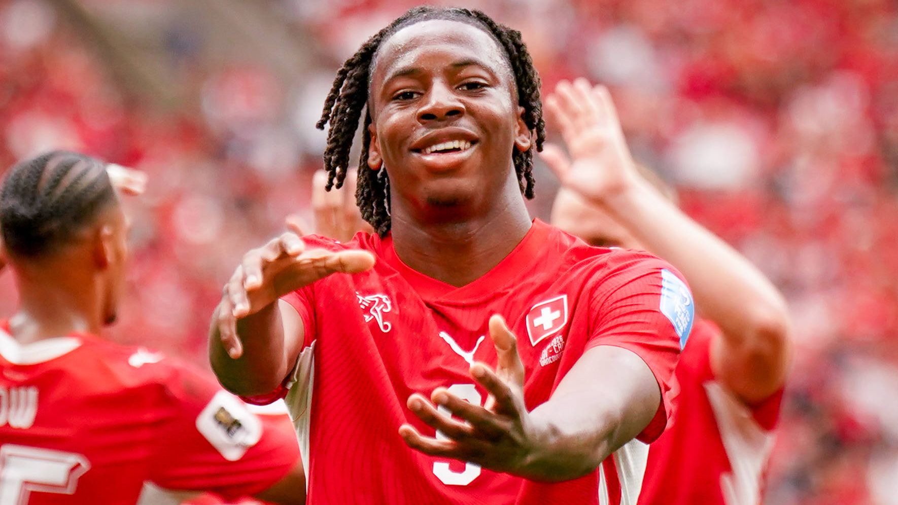 Manzambi's Transfer naar Newcastle Gekaapt door Aston Villa