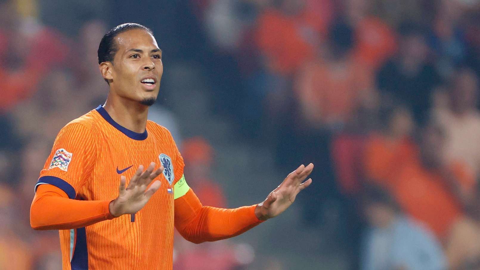Perez raadt Ronald Koeman aan andere aanvoerder dan Virgil van