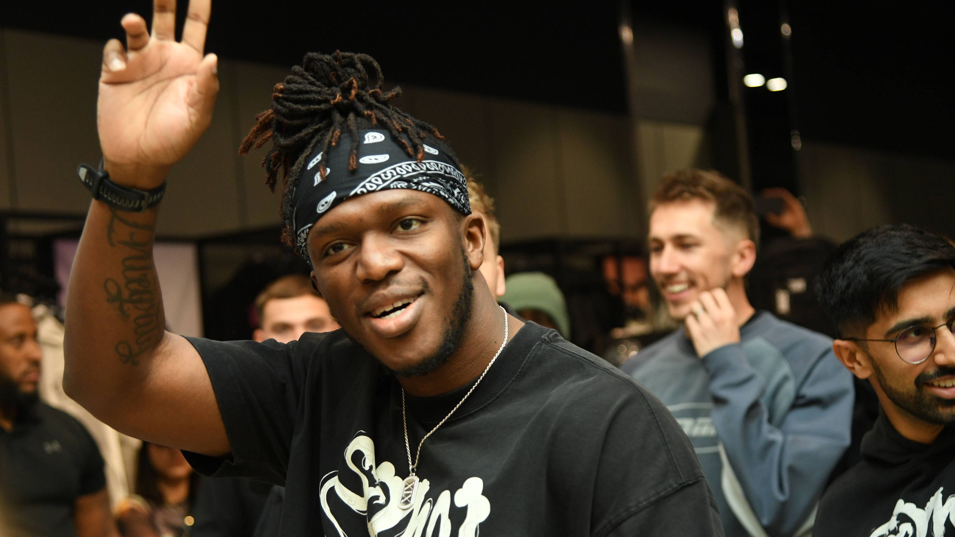 YouTube-ster KSI koopt Engelse ploeg op het zesde niveau | Voetbalzone