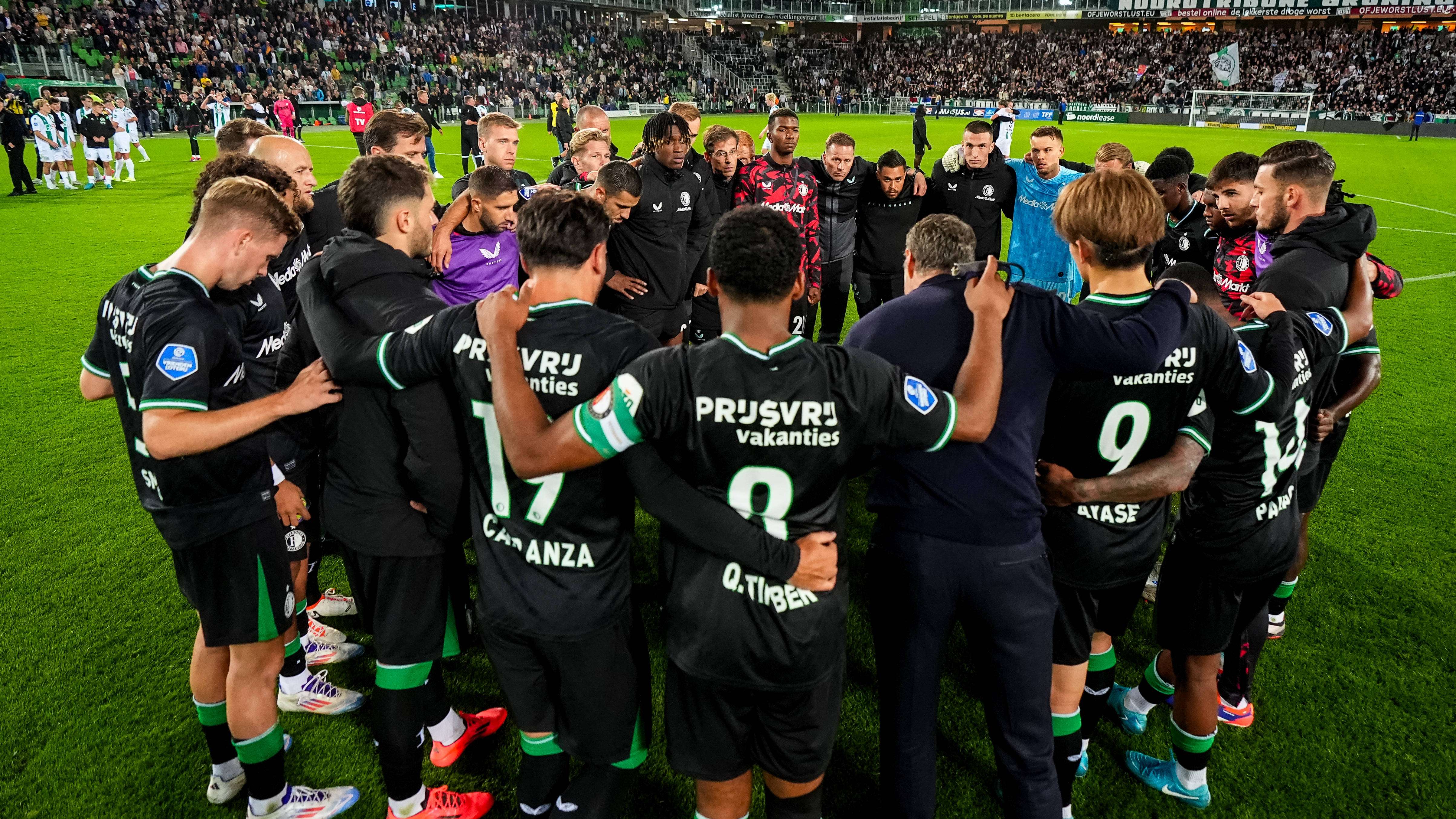 Feyenoord huddle