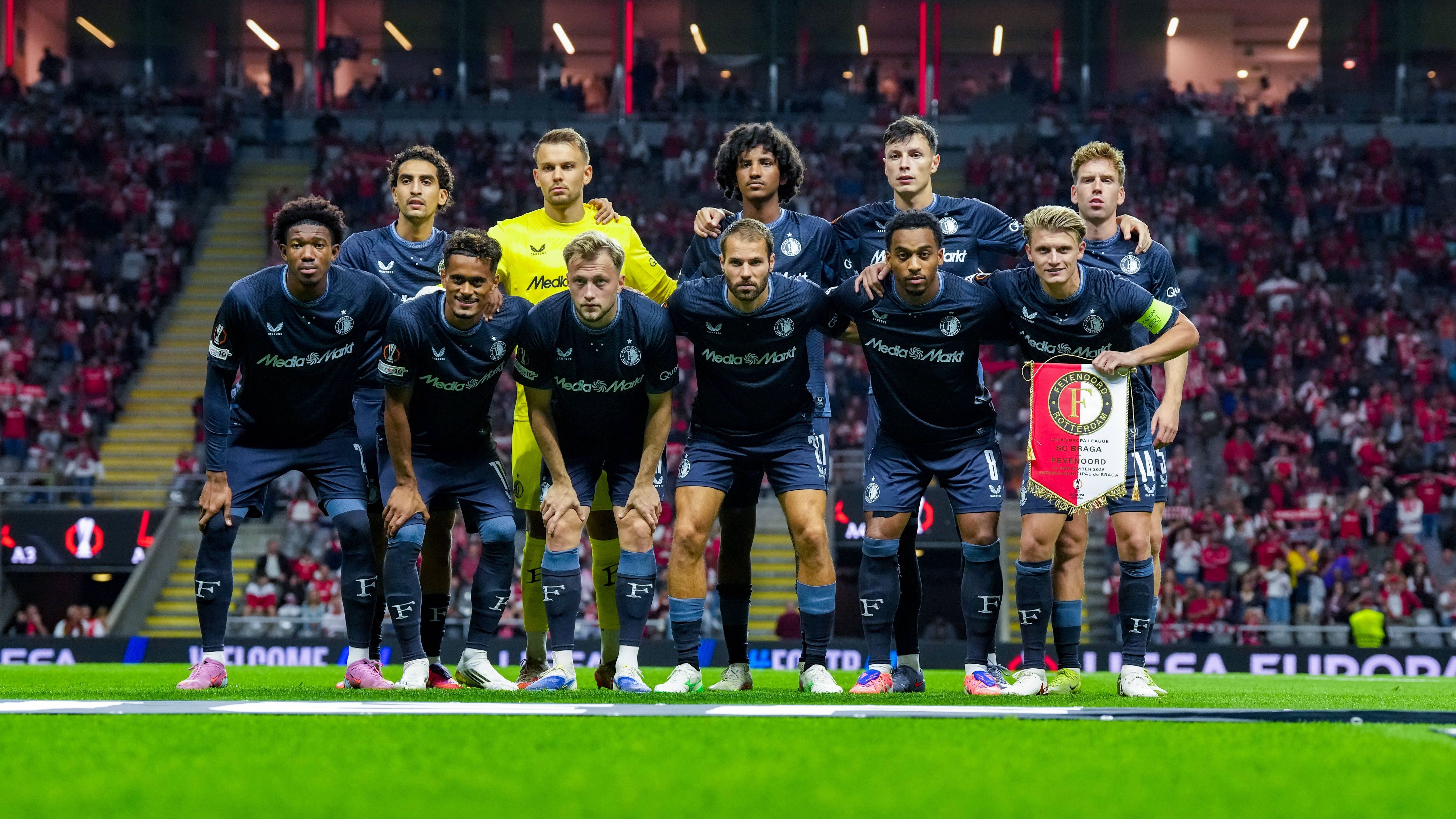 FC Groningen Overweegt Versterking met Oud-Feyenoorder Malcolm Jeng