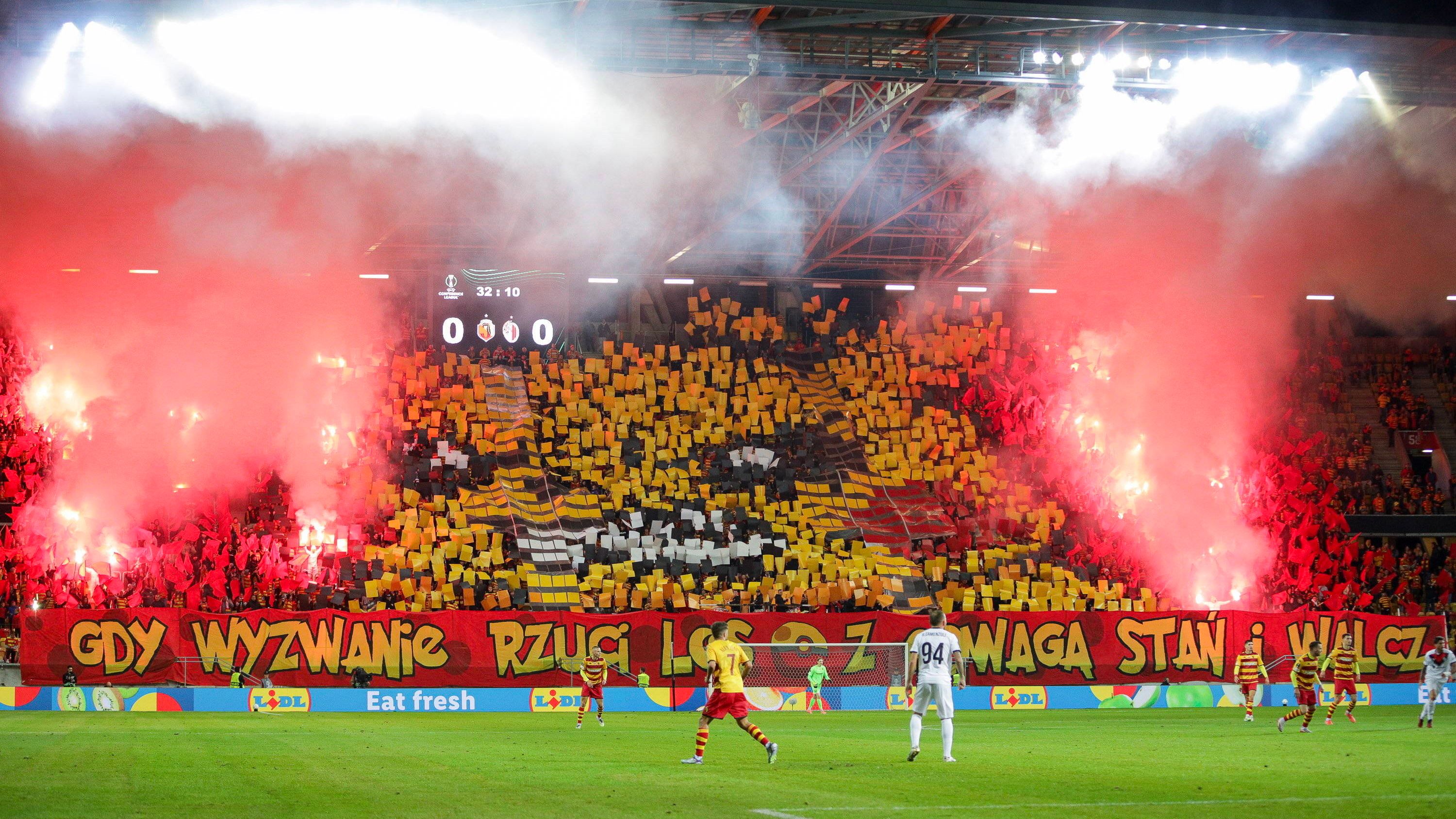 AZ en Alkmaar vrezen opnieuw voor Poolse fans en treffen harde maatregelen