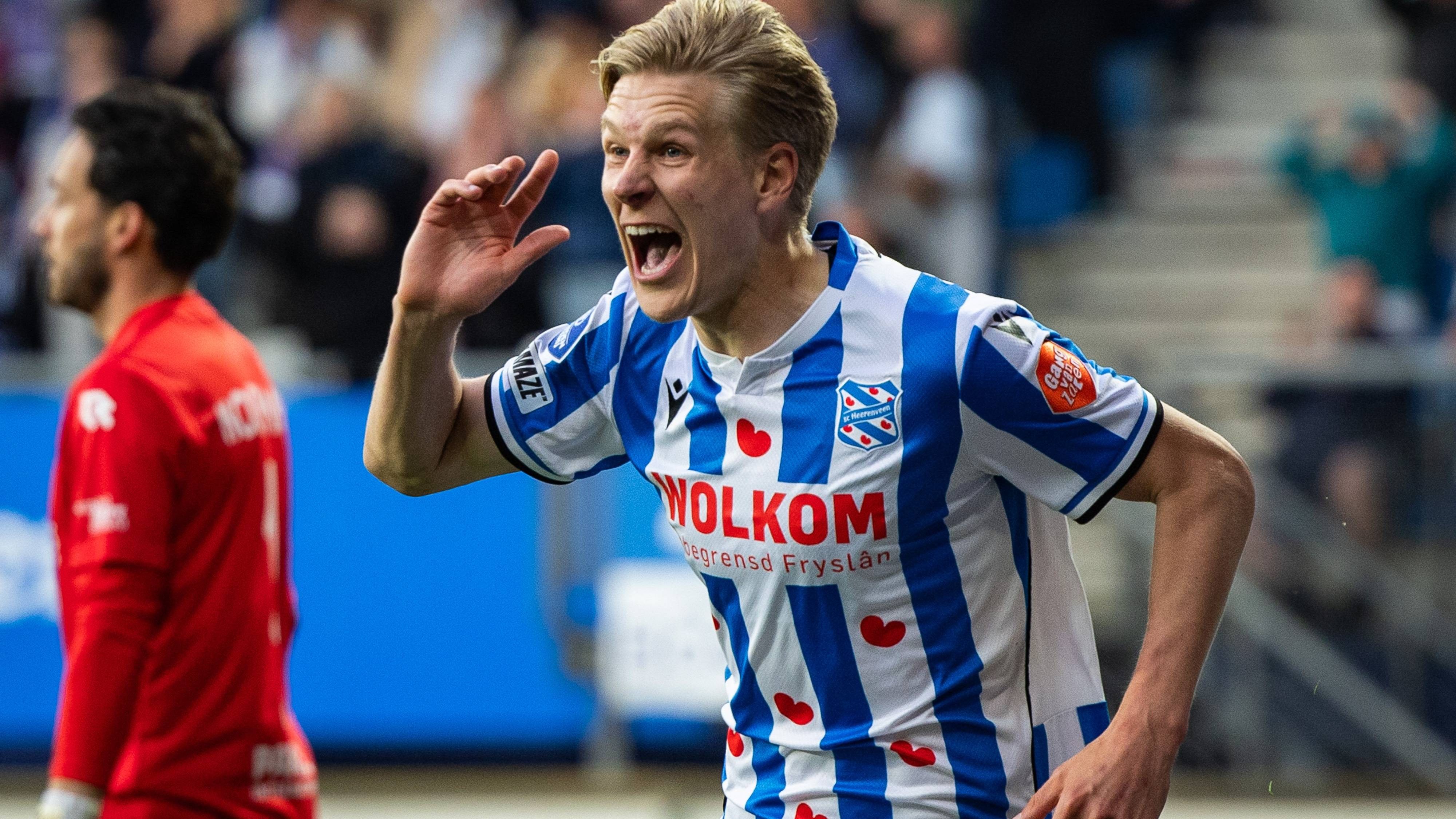 Heerenveen wint vermakelijk duel met Fortuna Sittard en verstevigt play-offplek