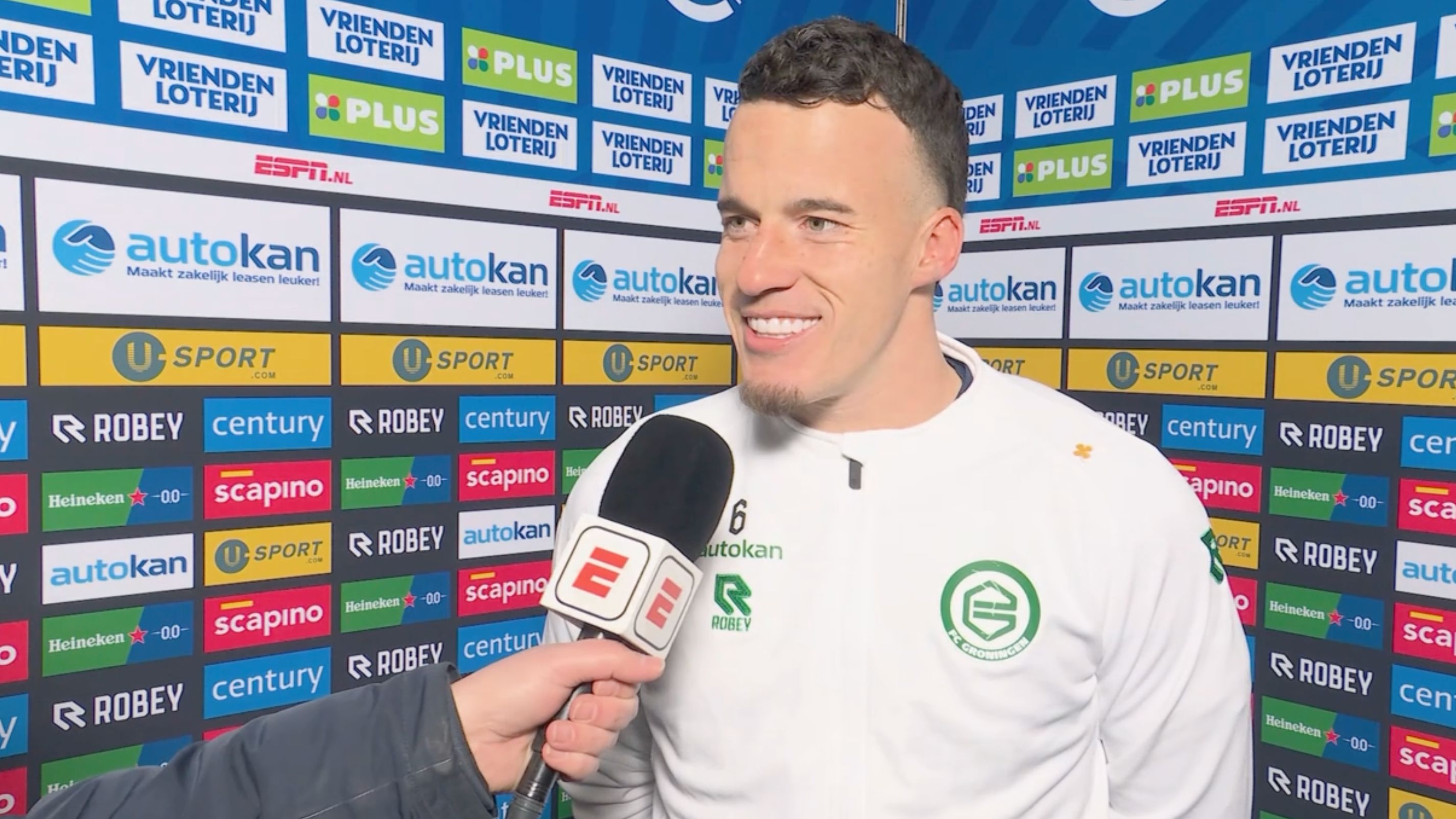 Etienne Vaessen gebruikt ‘FIFA-truc’ tijdens FC Groningen - NAC Breda: ‘Ik lokte hem uit’