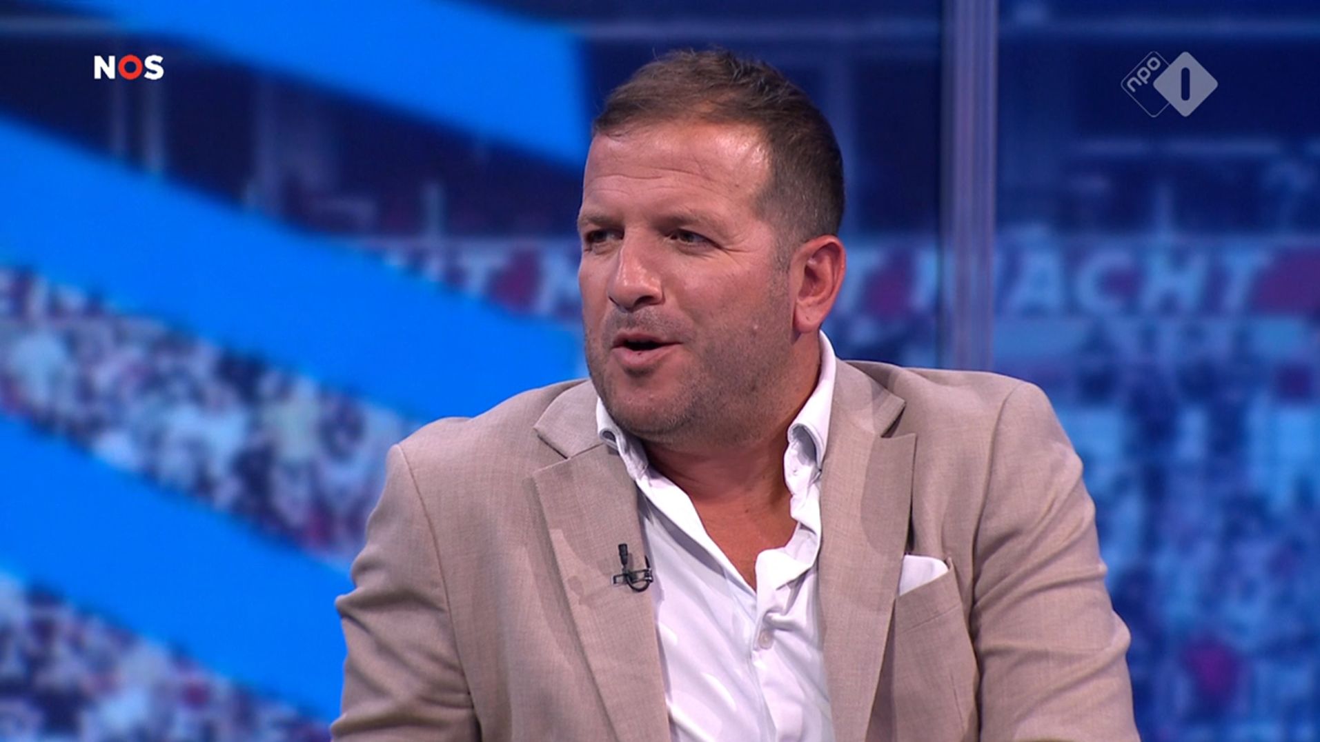 Feyenoord's Middenveld Bloeit Onder Lovende Woorden van Rafael van der Vaart