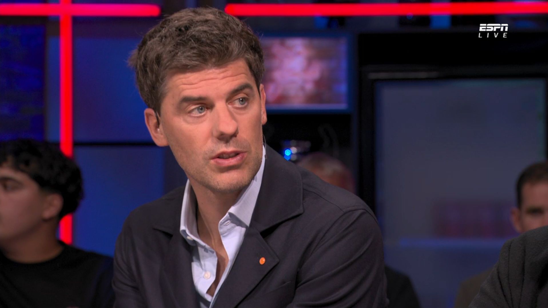 Kees Kwakman ziet absolute parel bij Ajax: 'Echt een paar klassen verschil'