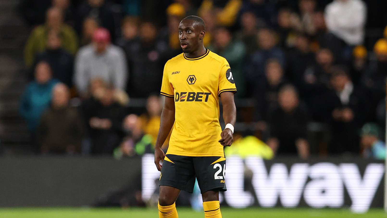 Ajax onderhandelt met Wolves om Carlos Forbs terug te halen naar ...