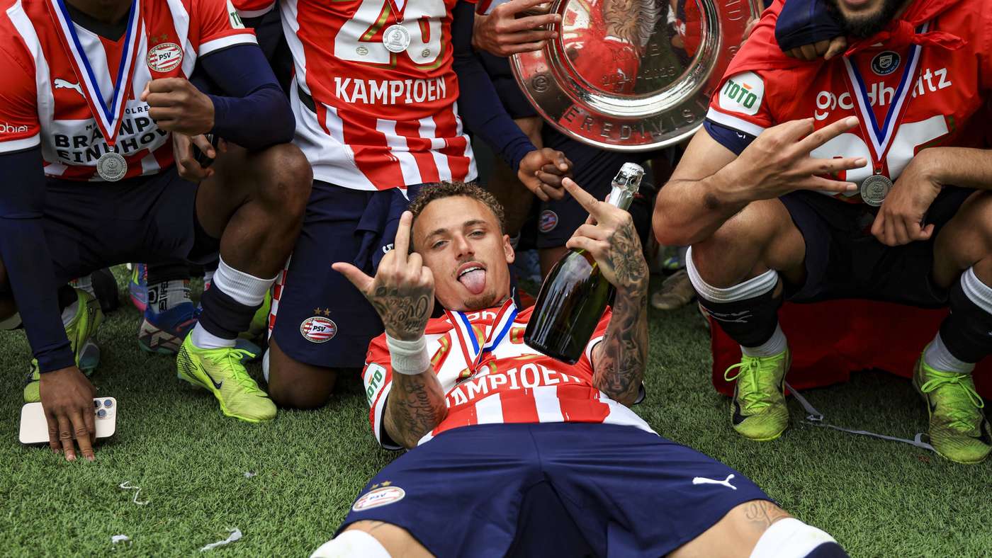 Noa Lang van PSV naar NapolI? 'Dit bedrag kan de buitenspeler gaan ...