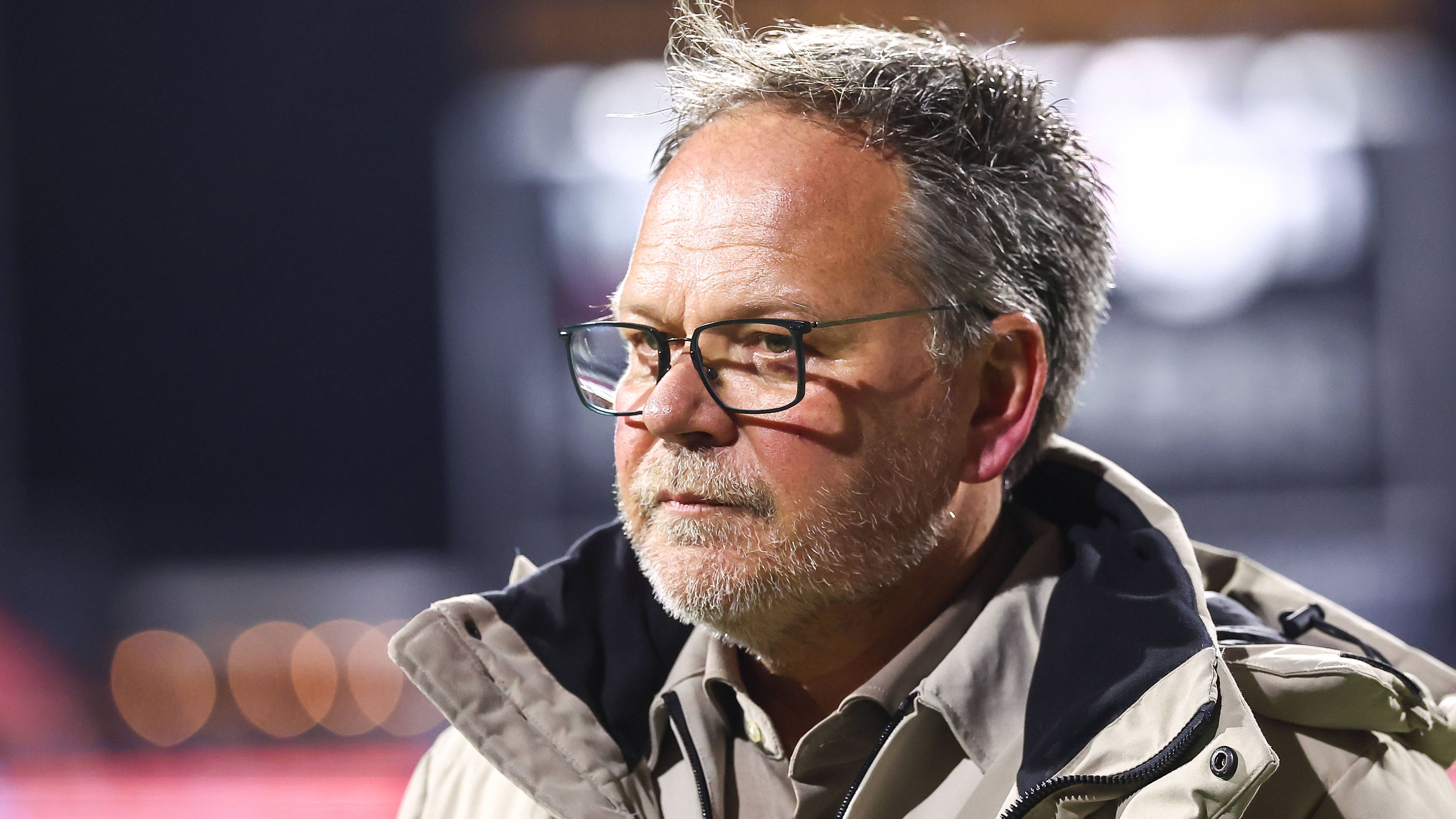 'Henk de Jong in beeld als bondscoach bij WK-deelnemer'