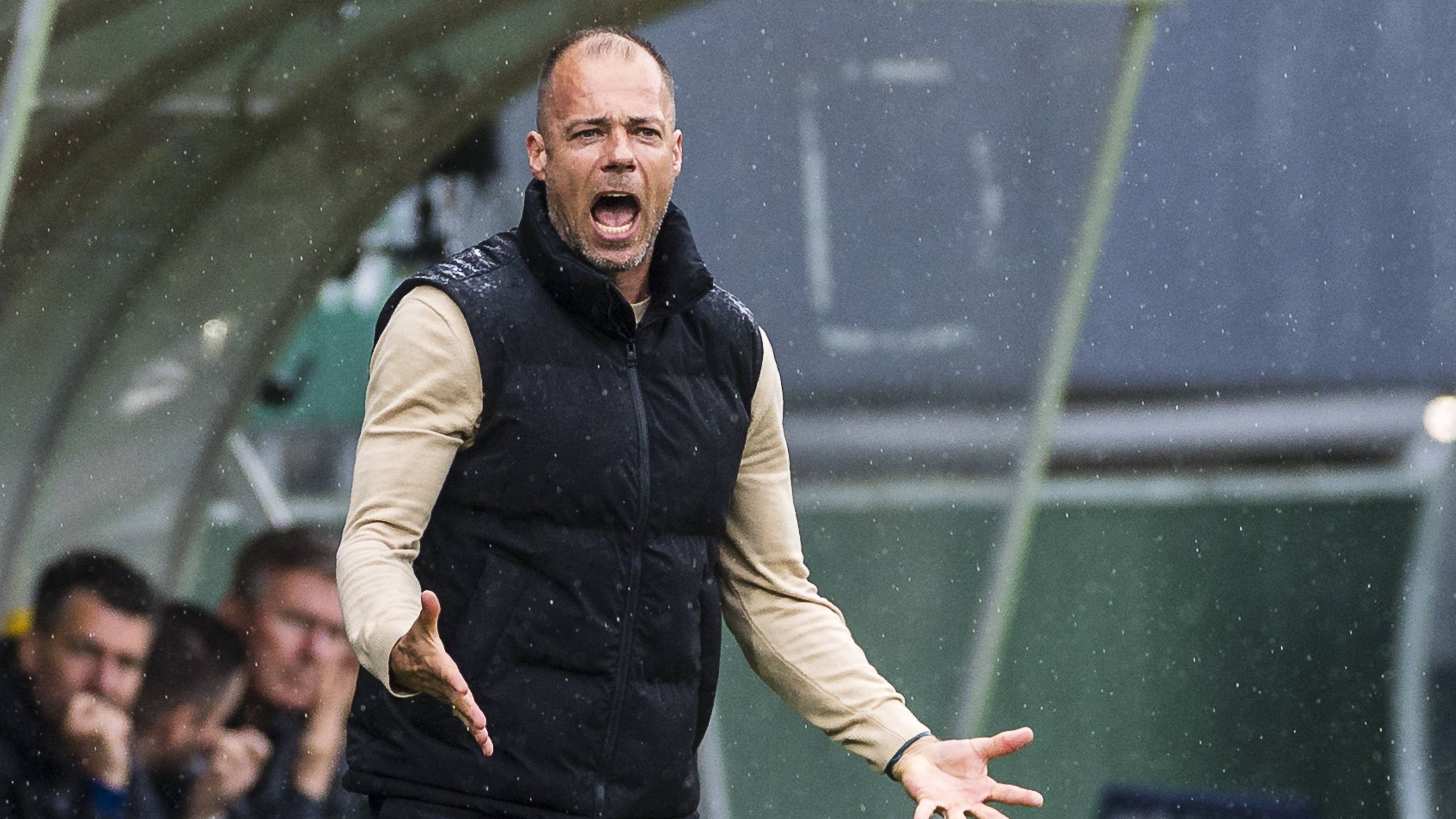 Danny Buijs pakt Joey Kooij en één speler van Feyenoord snoeihard aan na Fortuna Sittard - Feyenoord